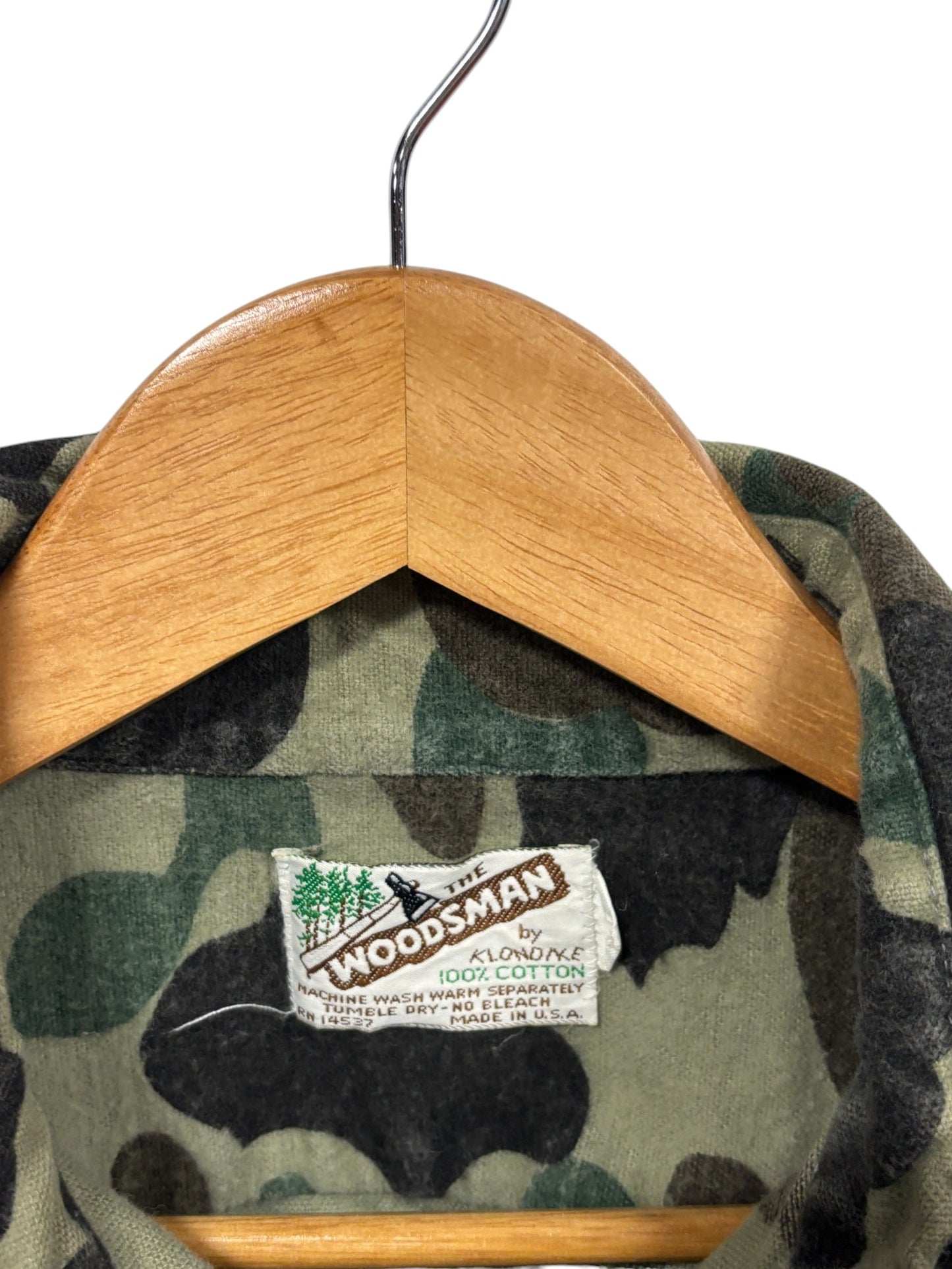 Vintage 90's The Woodsman Klondike Hunting Camo Button Up Shirt Size XL