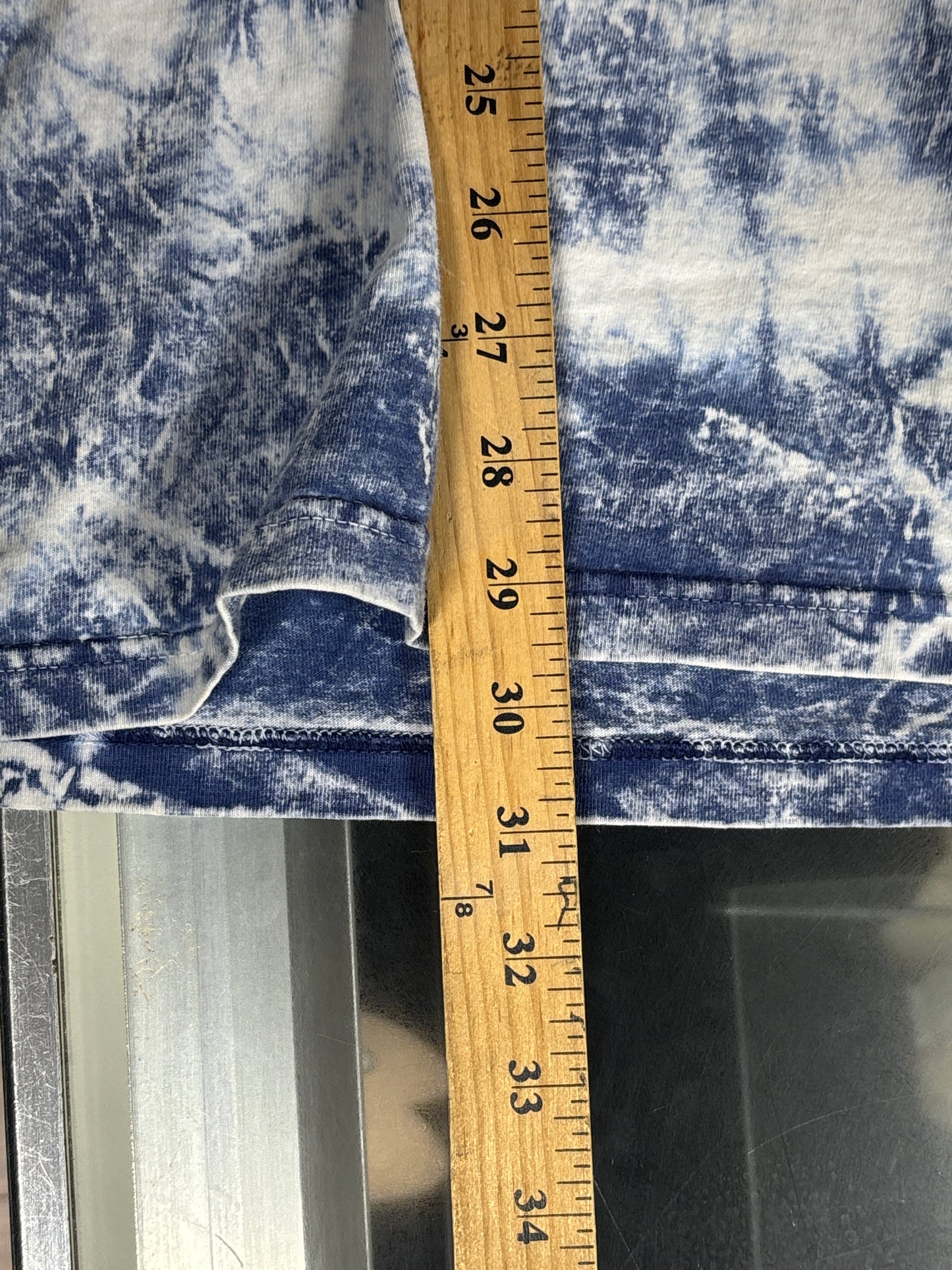 Vintage 90's Grizzlies Nature Graphic Tee Size Large