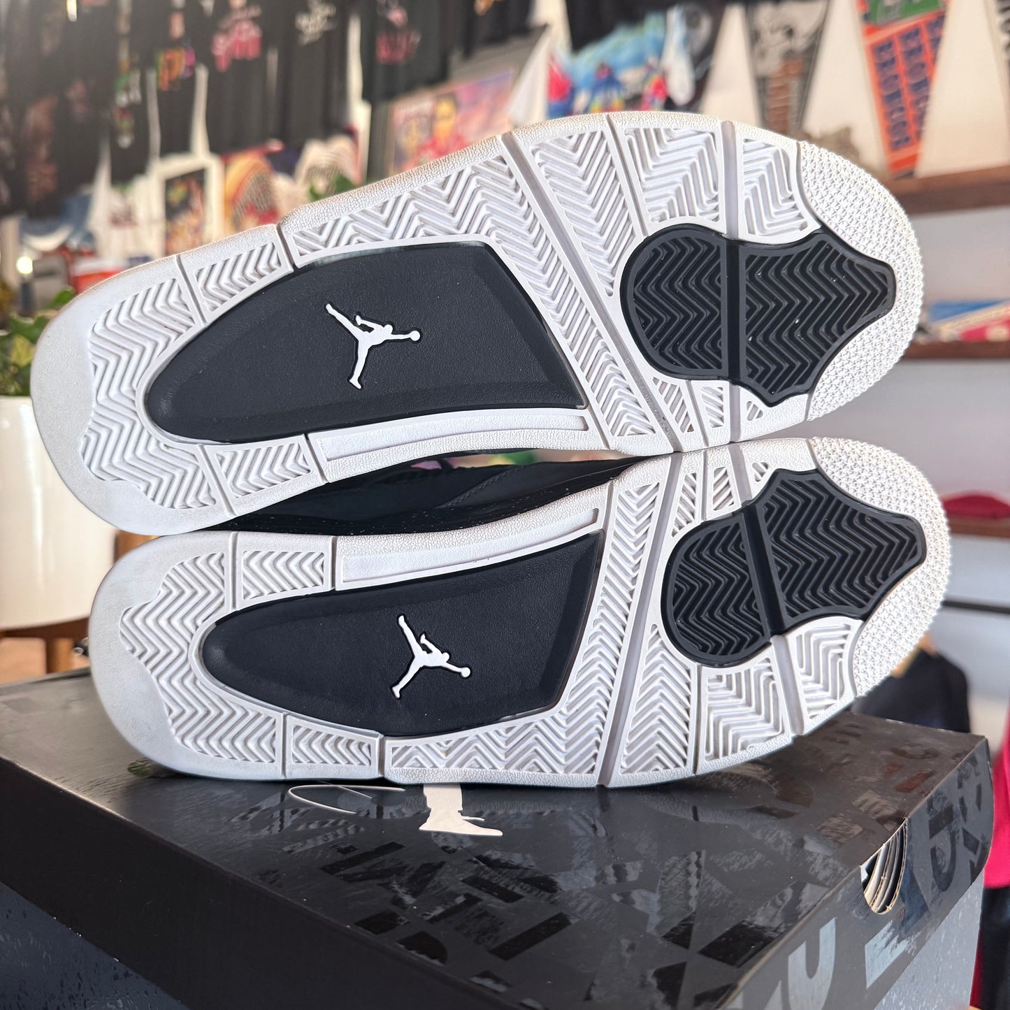 Jordan 4 'Fear' Size 10