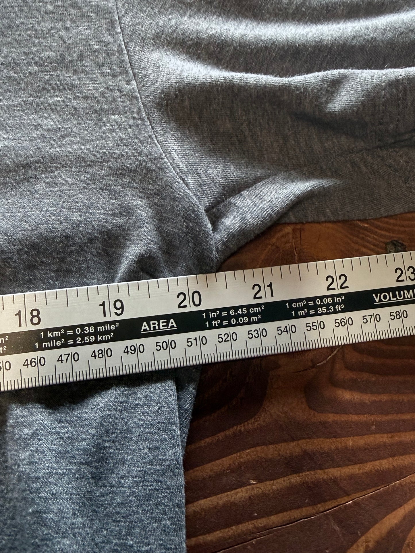 Vintage Y2K Quiksilver Boarding Big Print Graphic Tee Size Large