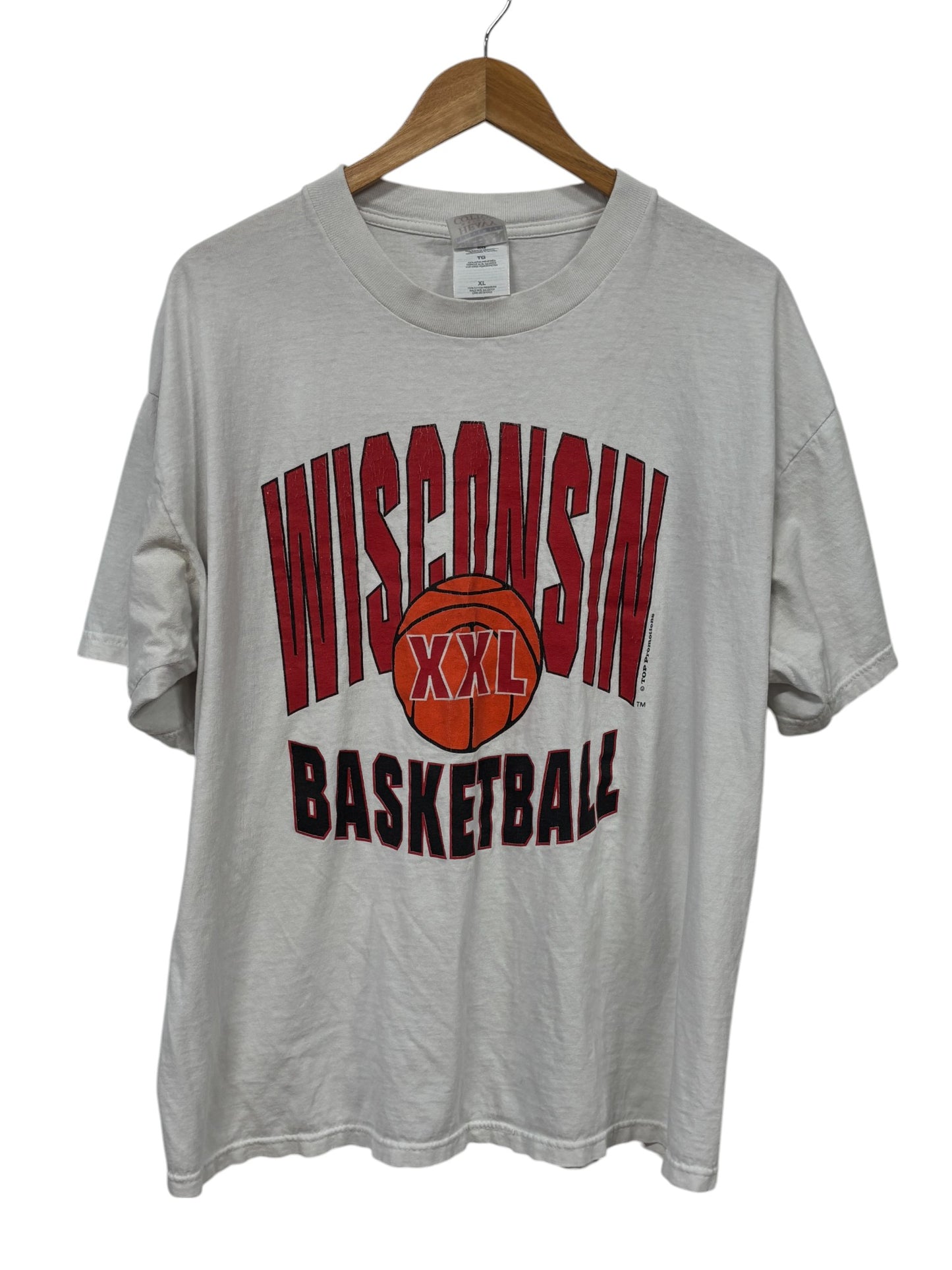 Vintage Wisconsin Basketball NCAA Graphic Tee Size XL