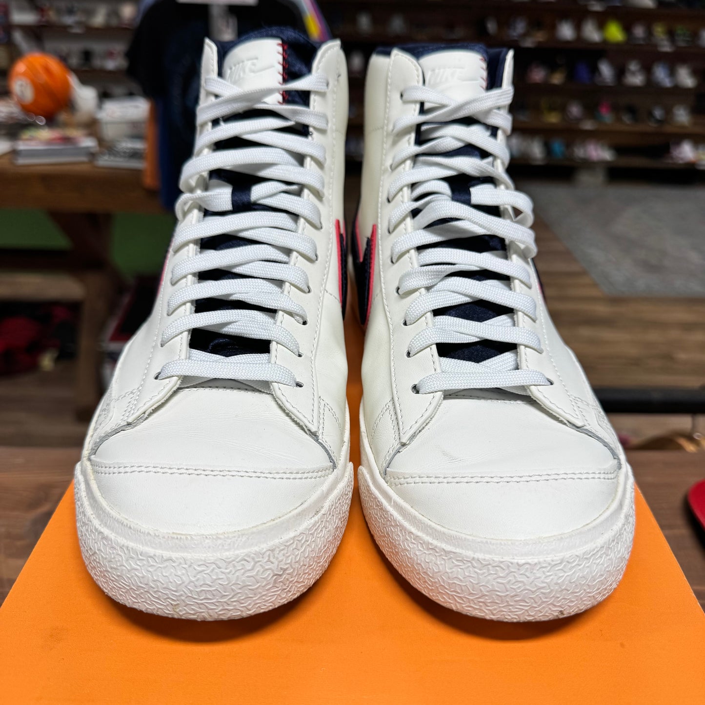 Nike Blazer Mid 'City Pride Chicago' Size 11