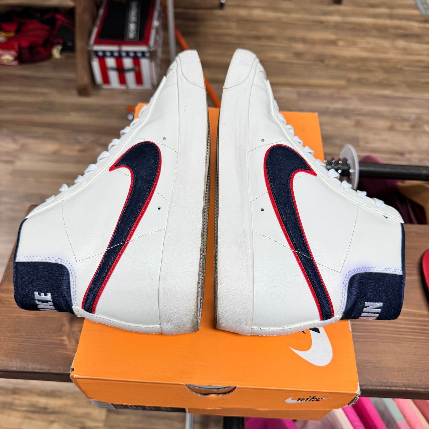 Nike Blazer Mid 'City Pride Chicago' Size 11