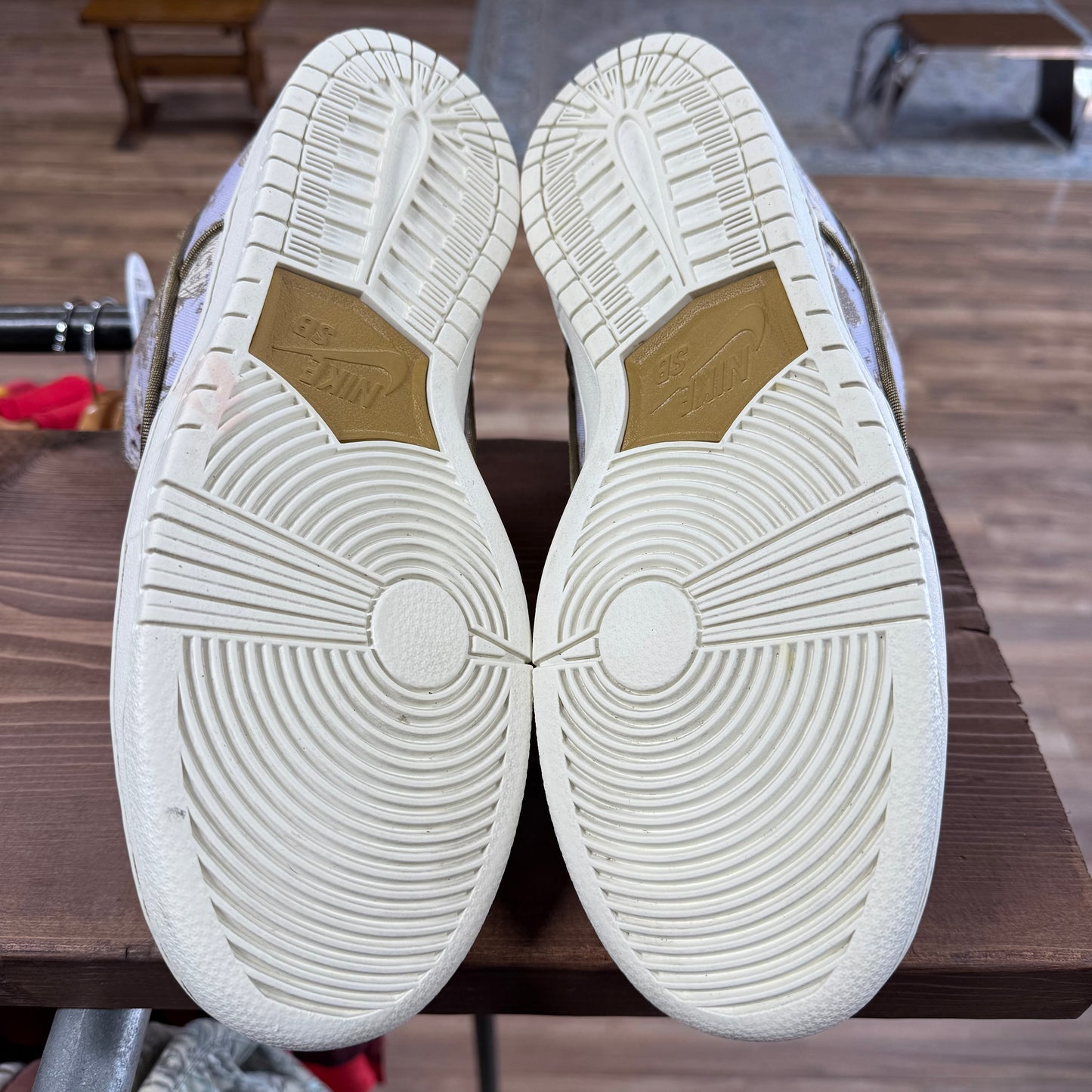 Nike SB Dunk Low 'City of Style' Size 11