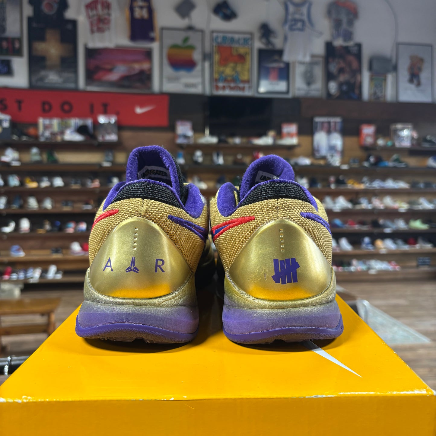 Nike Kobe 5 Protro 'Hall of Fame' Size 10