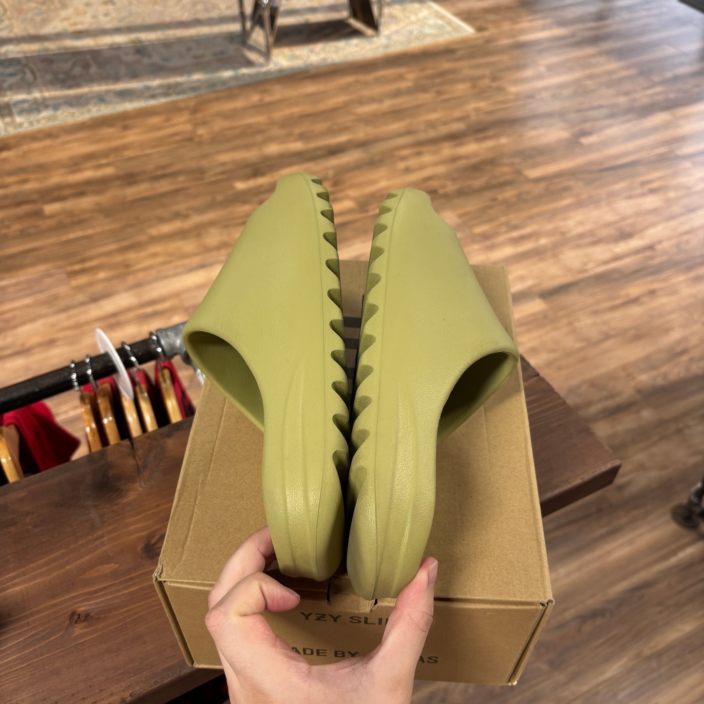 Yeezy Slide 'Resin' Size 10