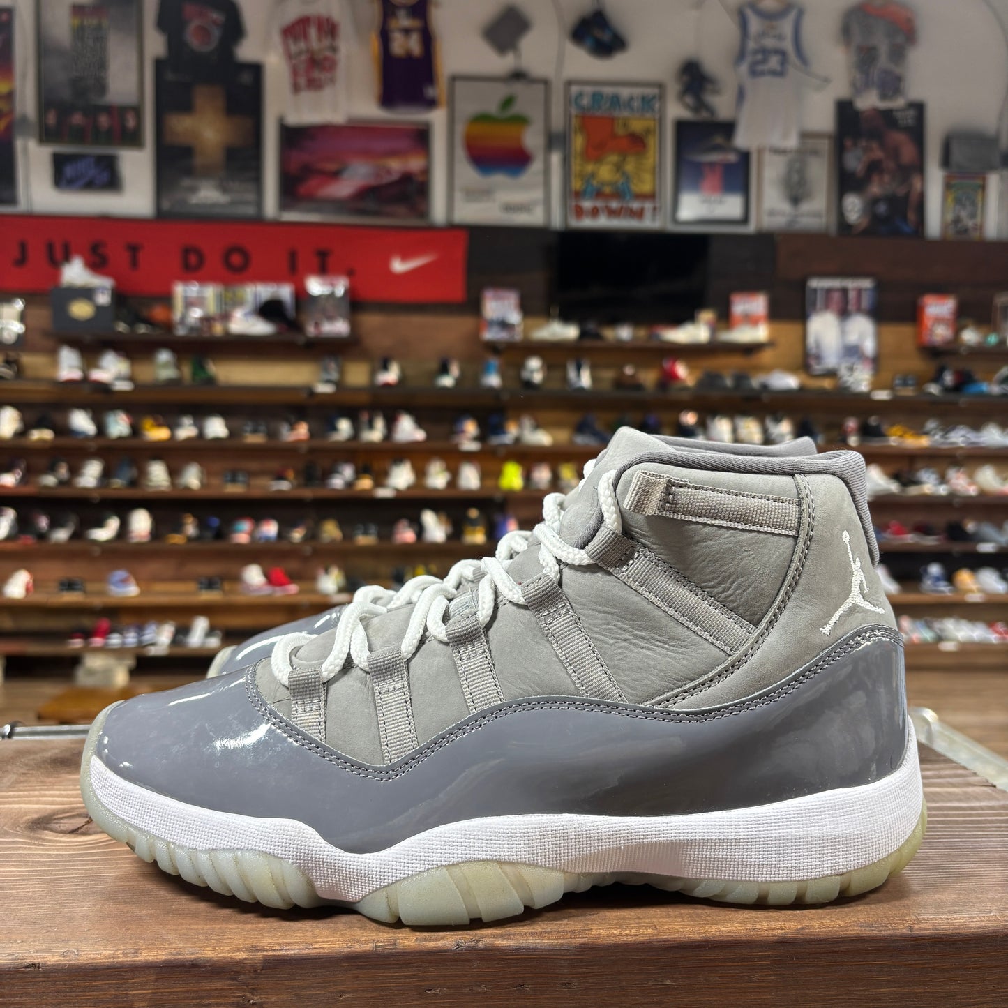 Jordan 11 'Cool Grey' Size 10.5