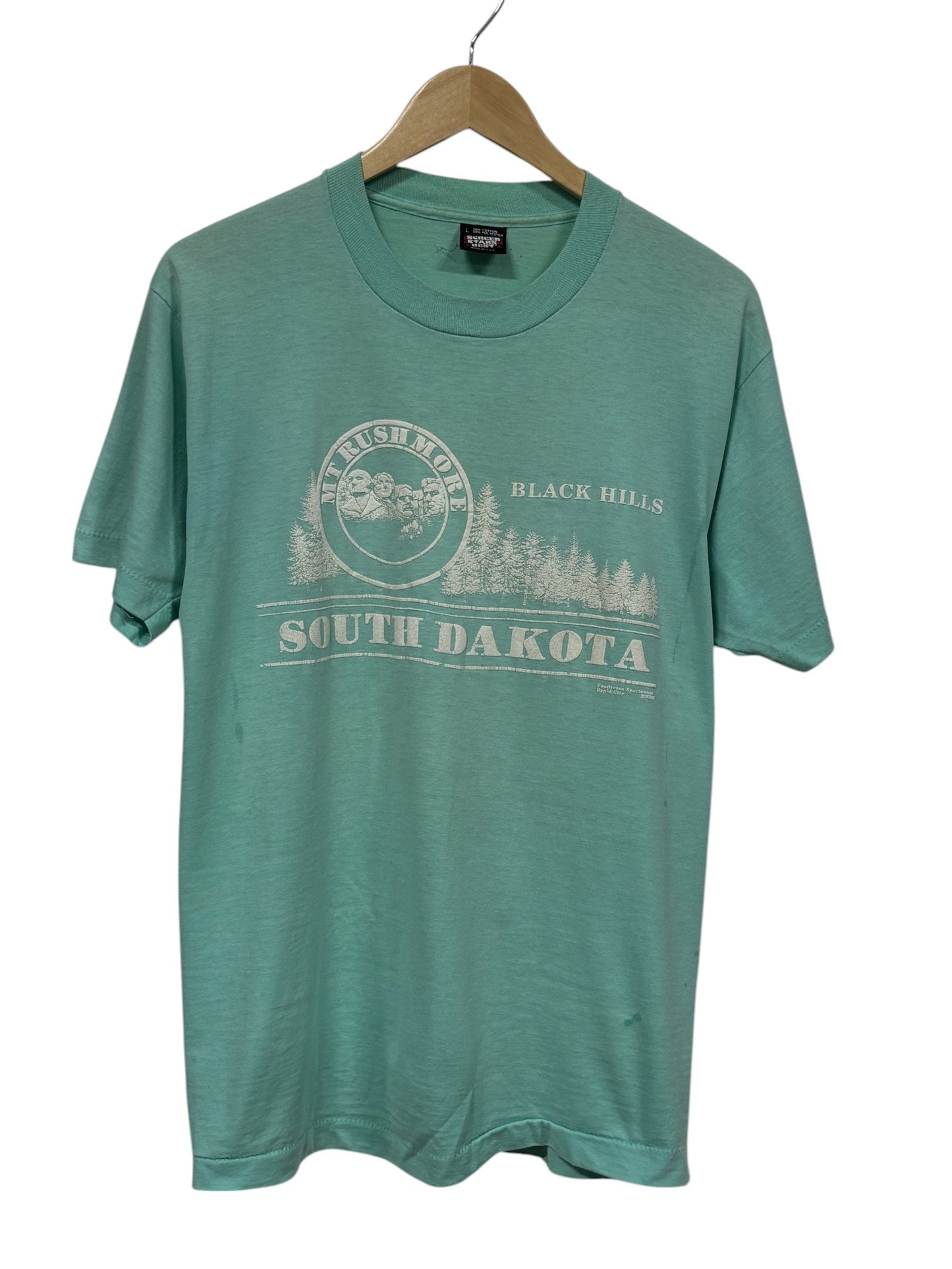 Vintage 80's South Dakota Black Hills Rushmore Tee Size Large