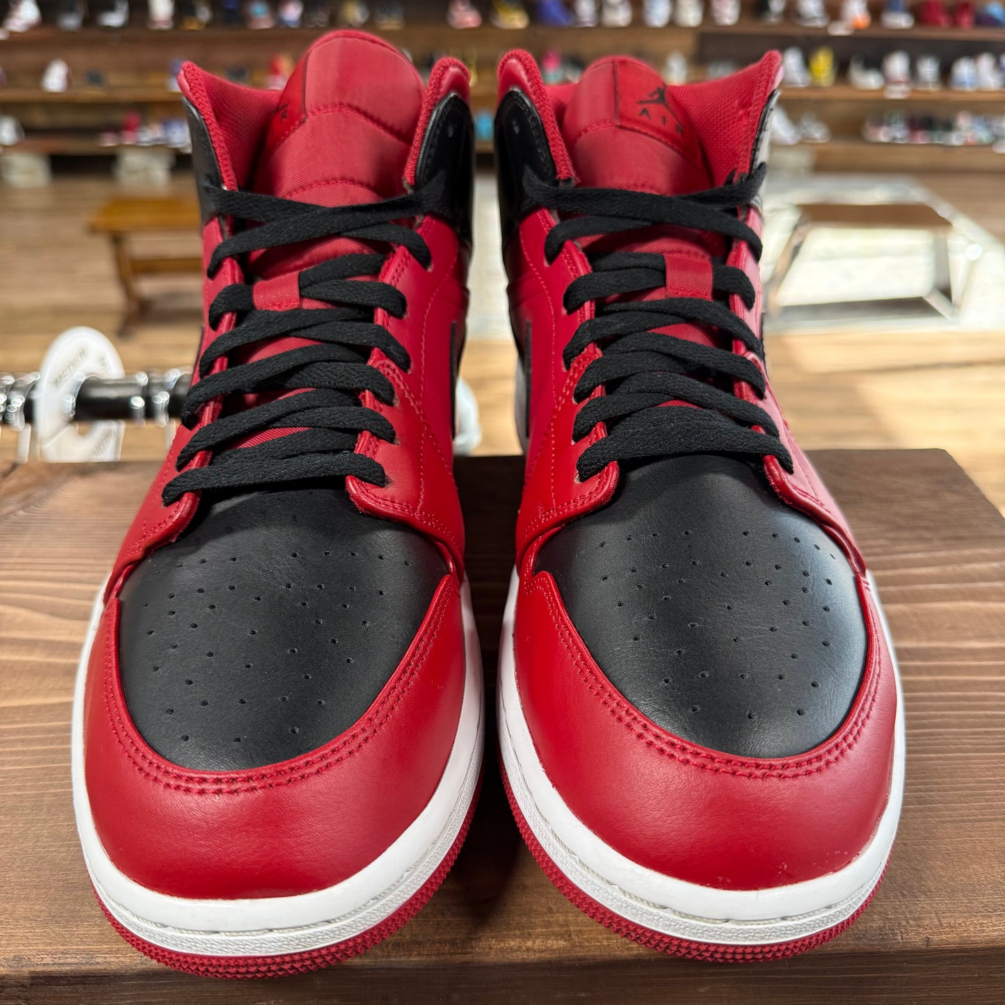 Jordan 1 Mid 'Reverse Bred' Size 12