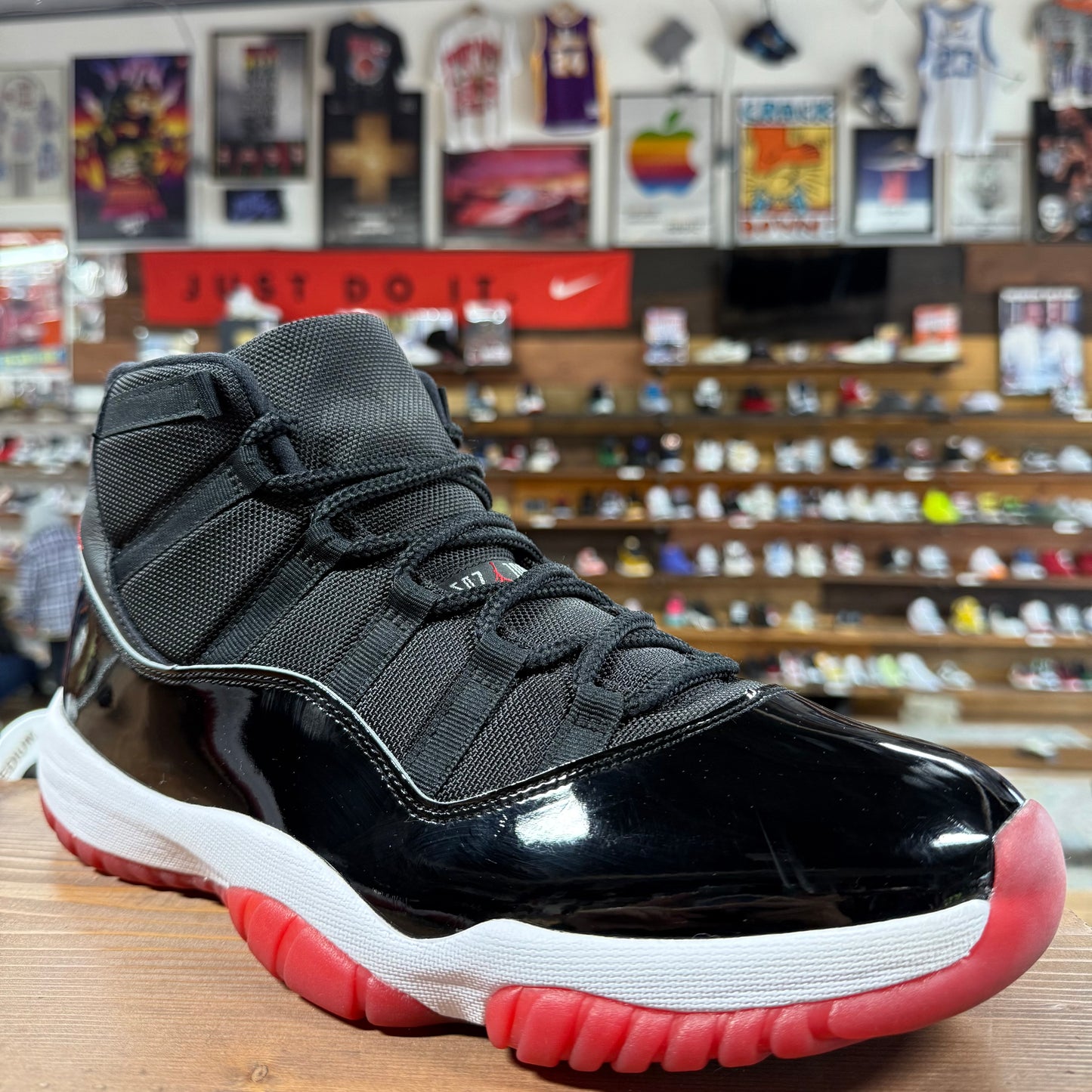 Jordan 11 'Bred' Size 13