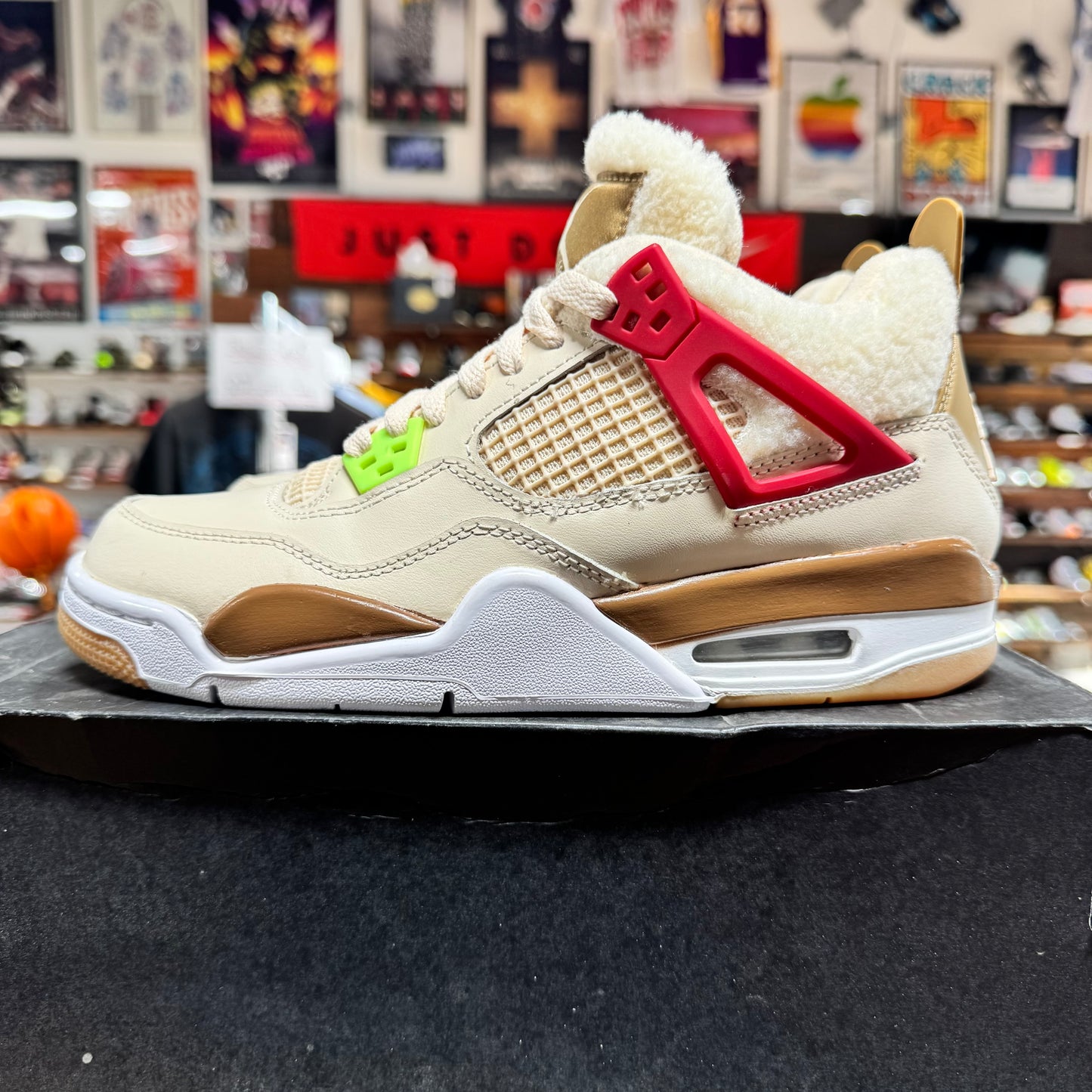 Jordan 4 'Where the Wild Things Are' Size 7Y