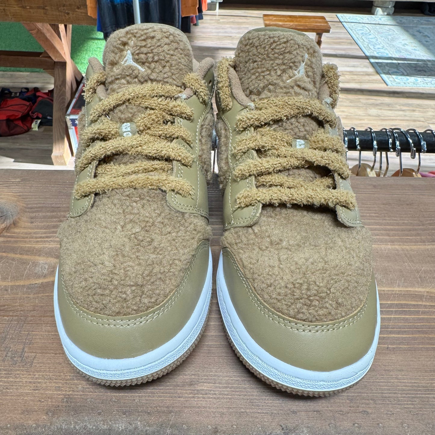 Jordan 1 Low 'Teddy Bear' Size 7Y