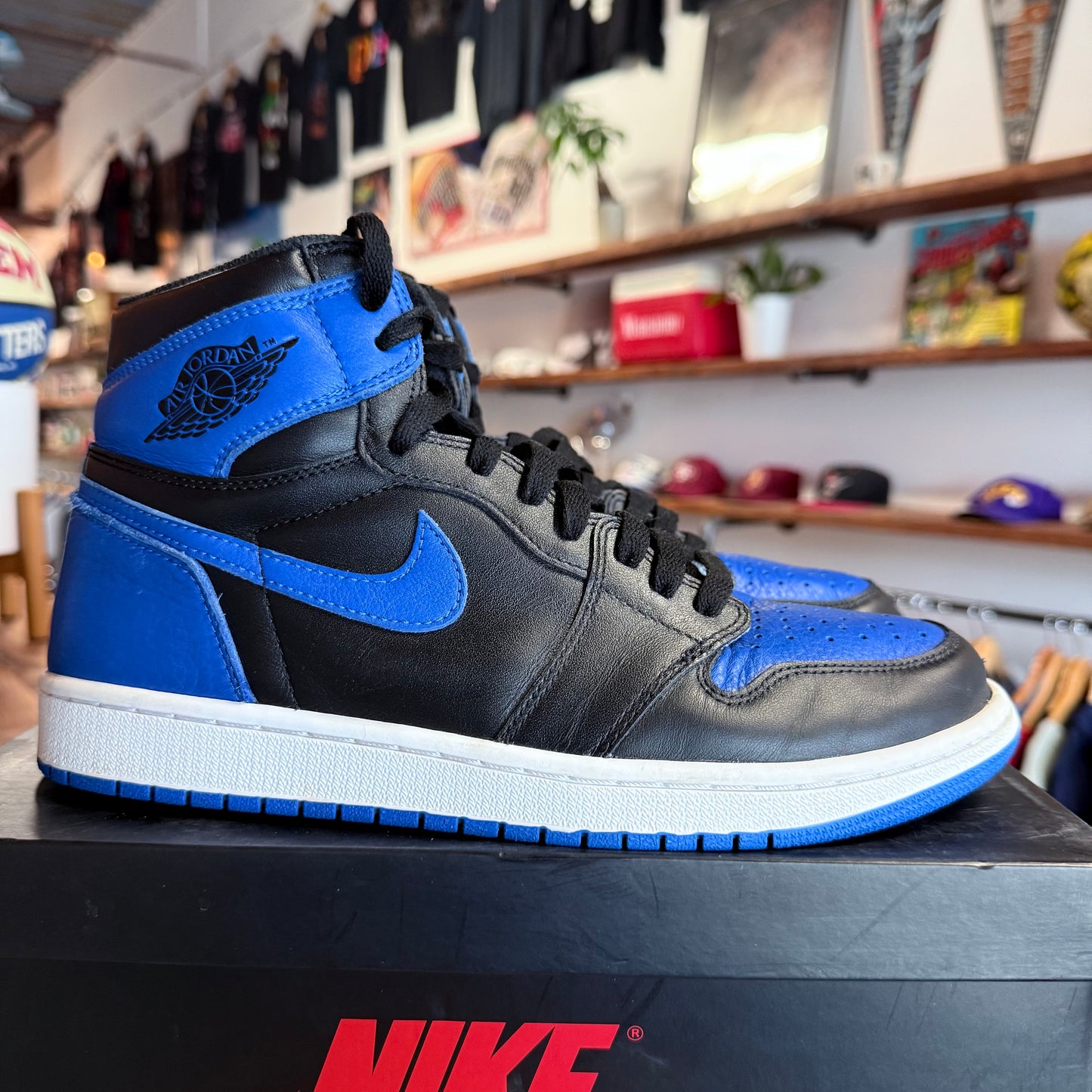 Jordan 1 'Royal (2017)' Size 9.5