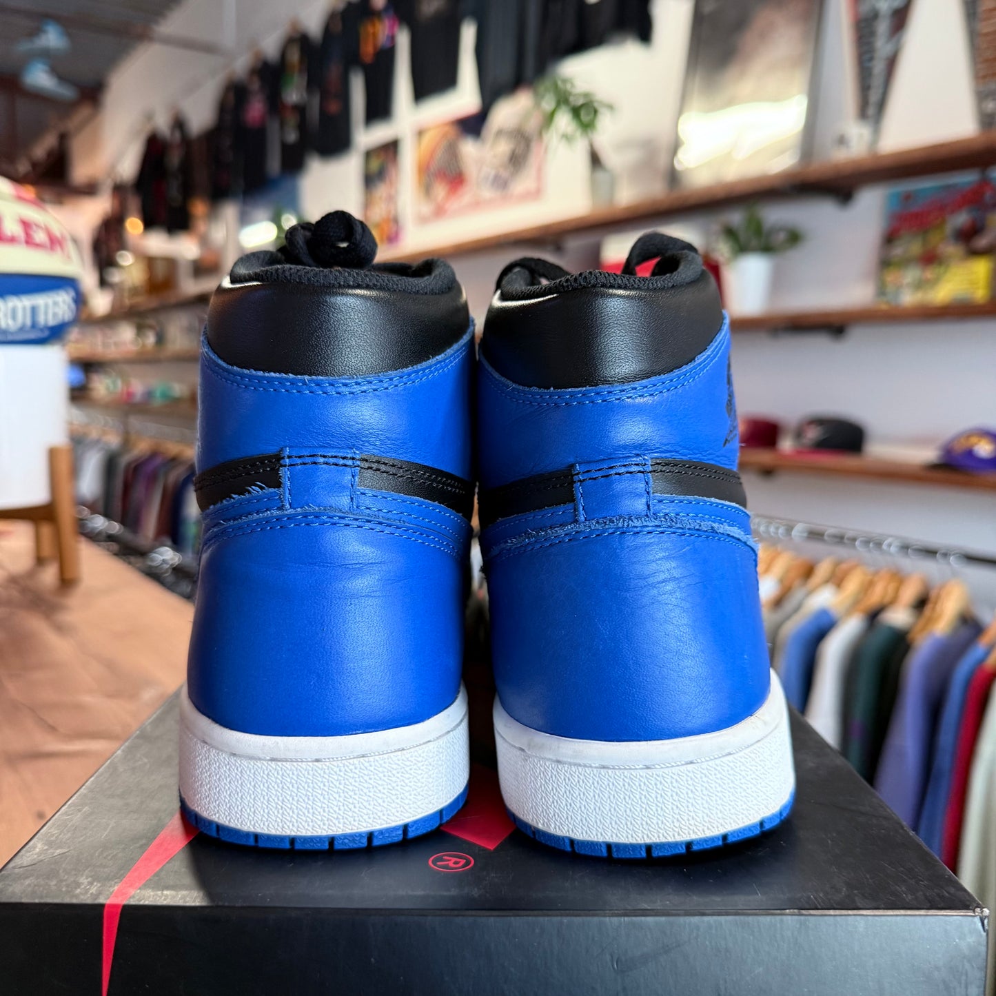 Jordan 1 'Royal (2017)' Size 9.5