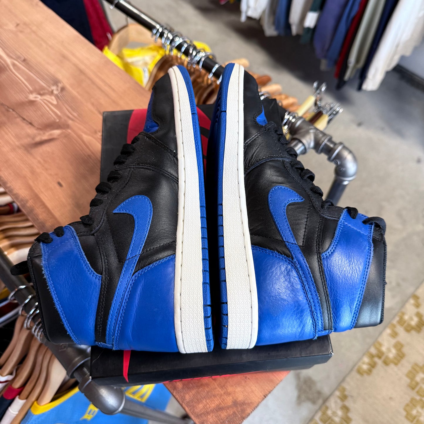 Jordan 1 'Royal (2017)' Size 9.5