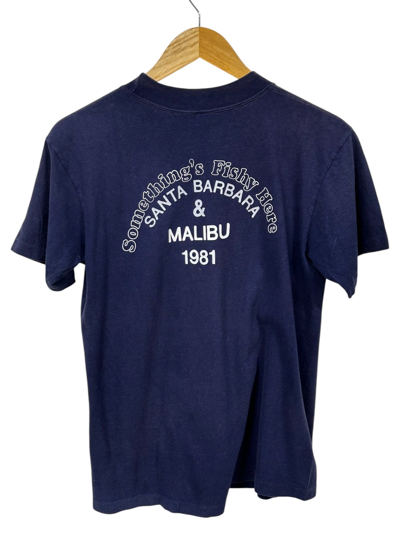 Vintage 1981 Something's Fishy Malibu Pocket Tee Size Medium