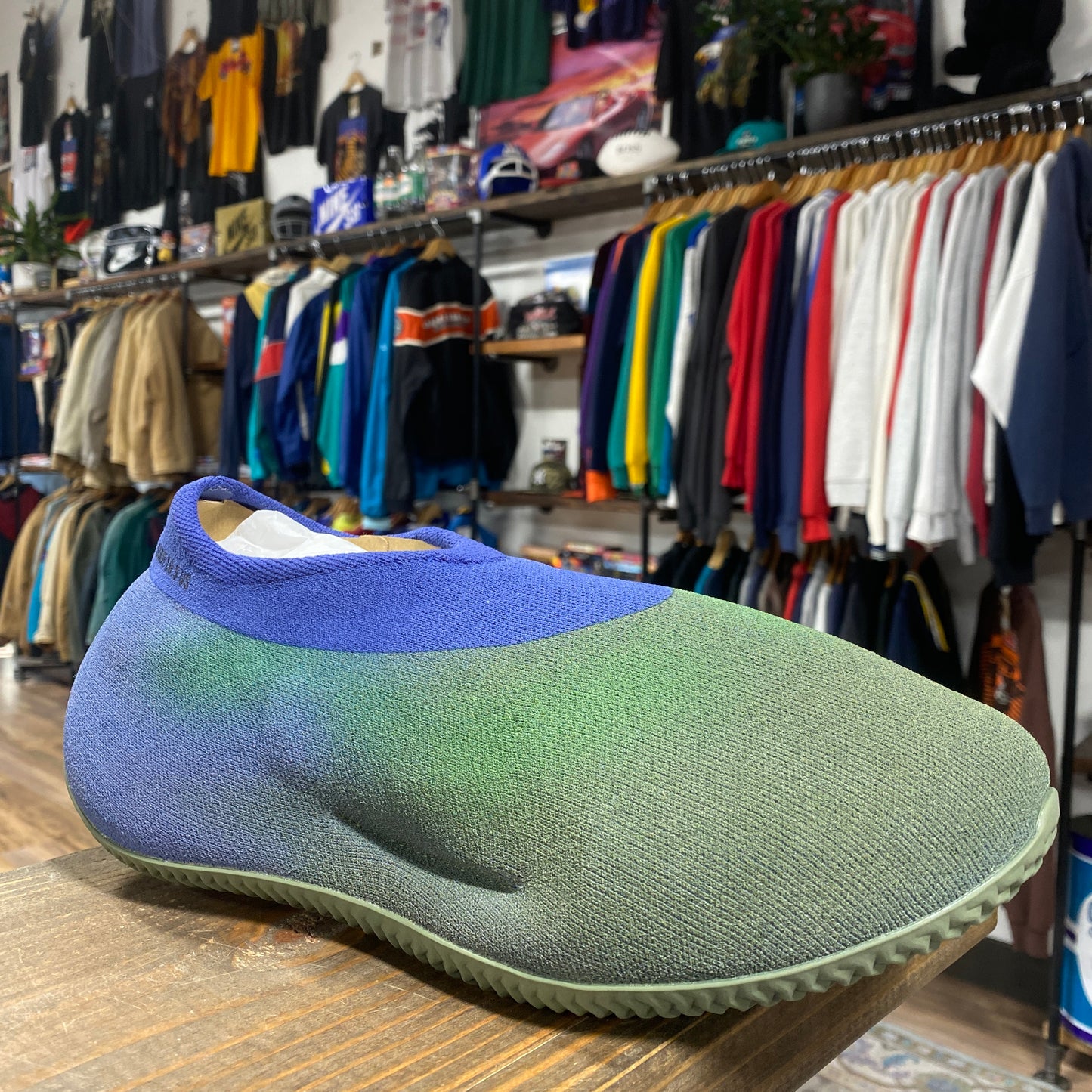 Yeezy Knit RNNR 'Faded Azure' Size 10.5 (DS)