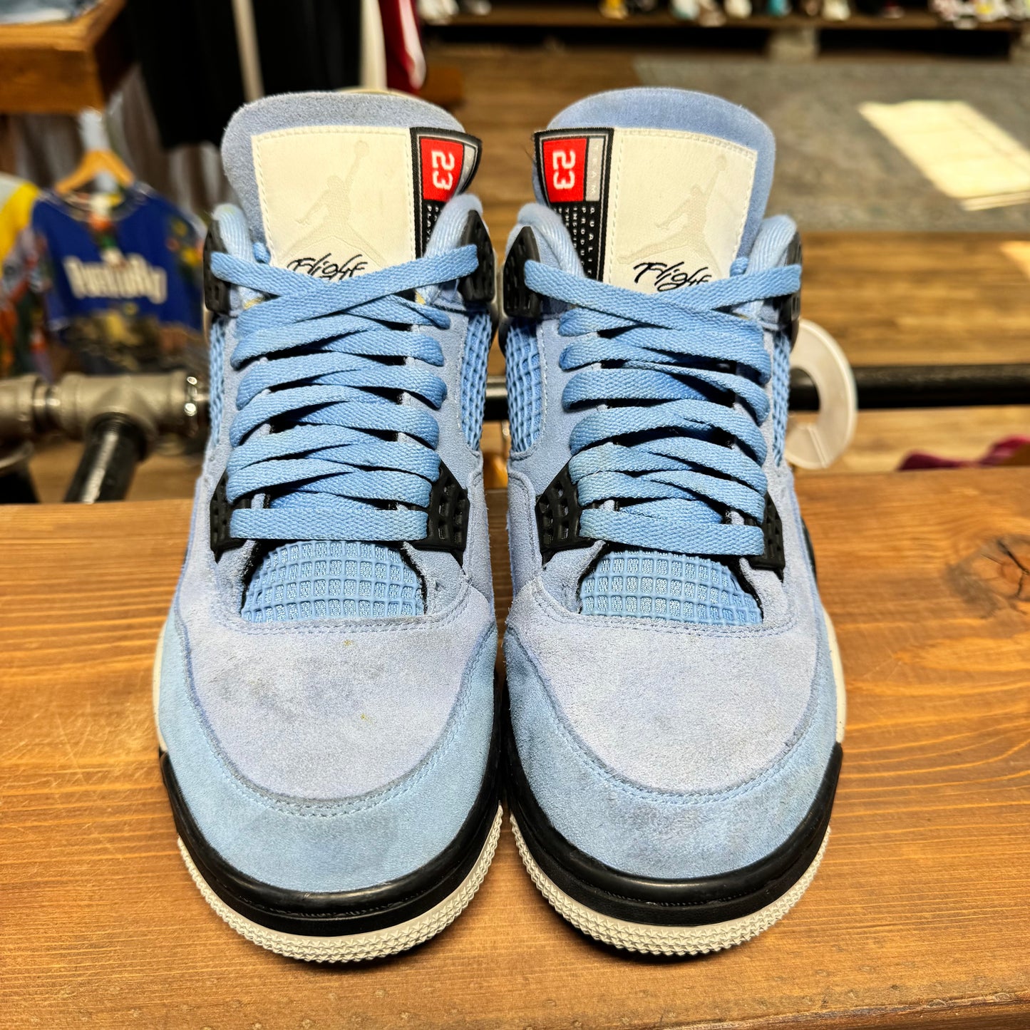 Jordan 4 'University Blue' Size 9