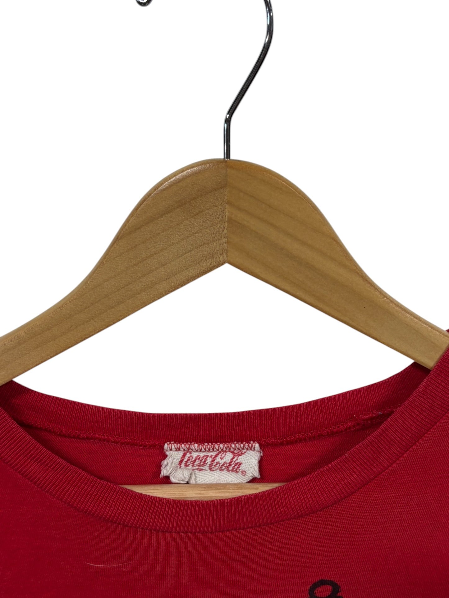 Vintage 90's Women's Coca Cola Delicious and Refreshing Graphic Tee Size Small