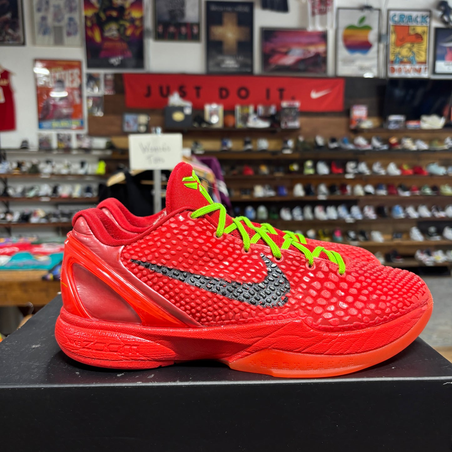 Nike Kobe 6 Protro 'Reverse Grinch' Size 9