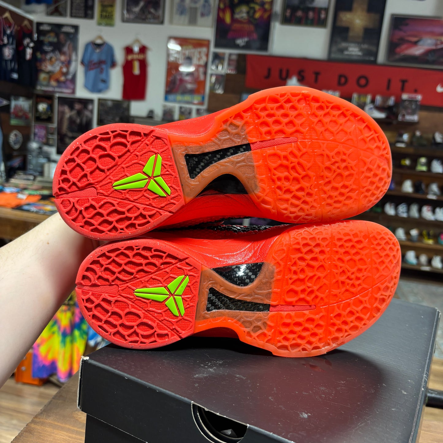 Nike Kobe 6 Protro 'Reverse Grinch' Size 9