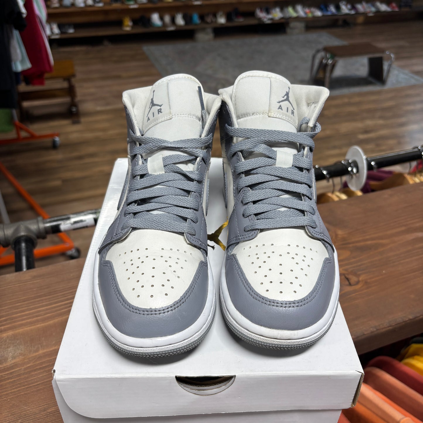 Jordan 1 Mid 'Stealth' Size 6.5W/5Y