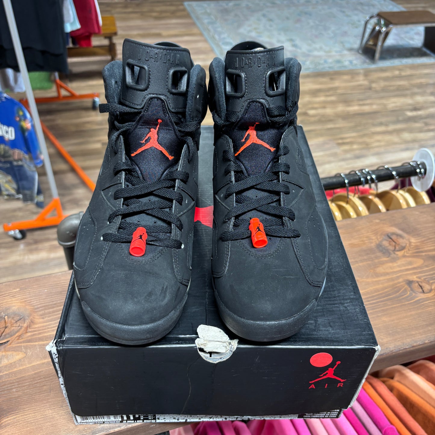 Jordan 6 'Infrared' Size 11.5