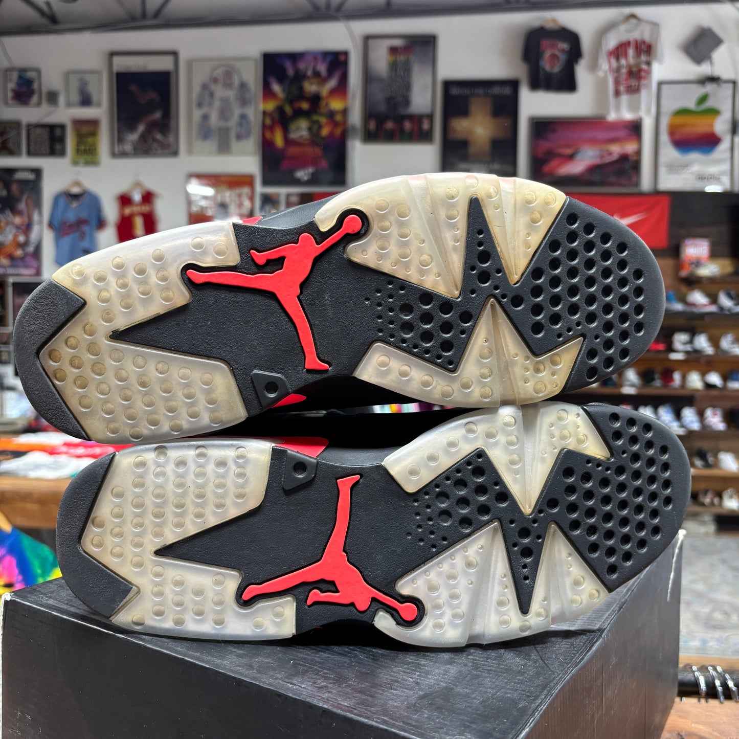 Jordan 6 'Infrared' Size 11.5