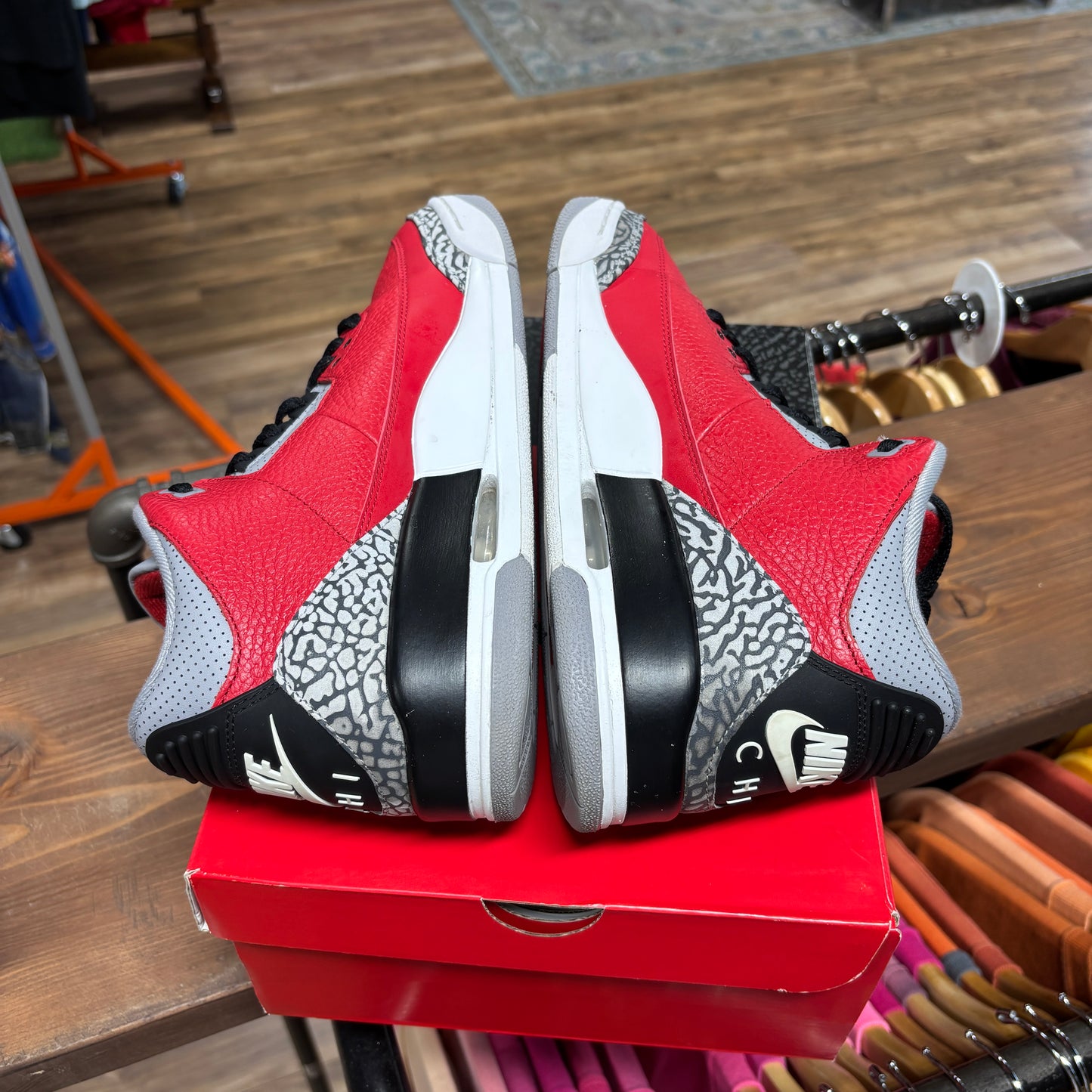 Jordan 3 'Unite Chicago Exclusive' Size 10