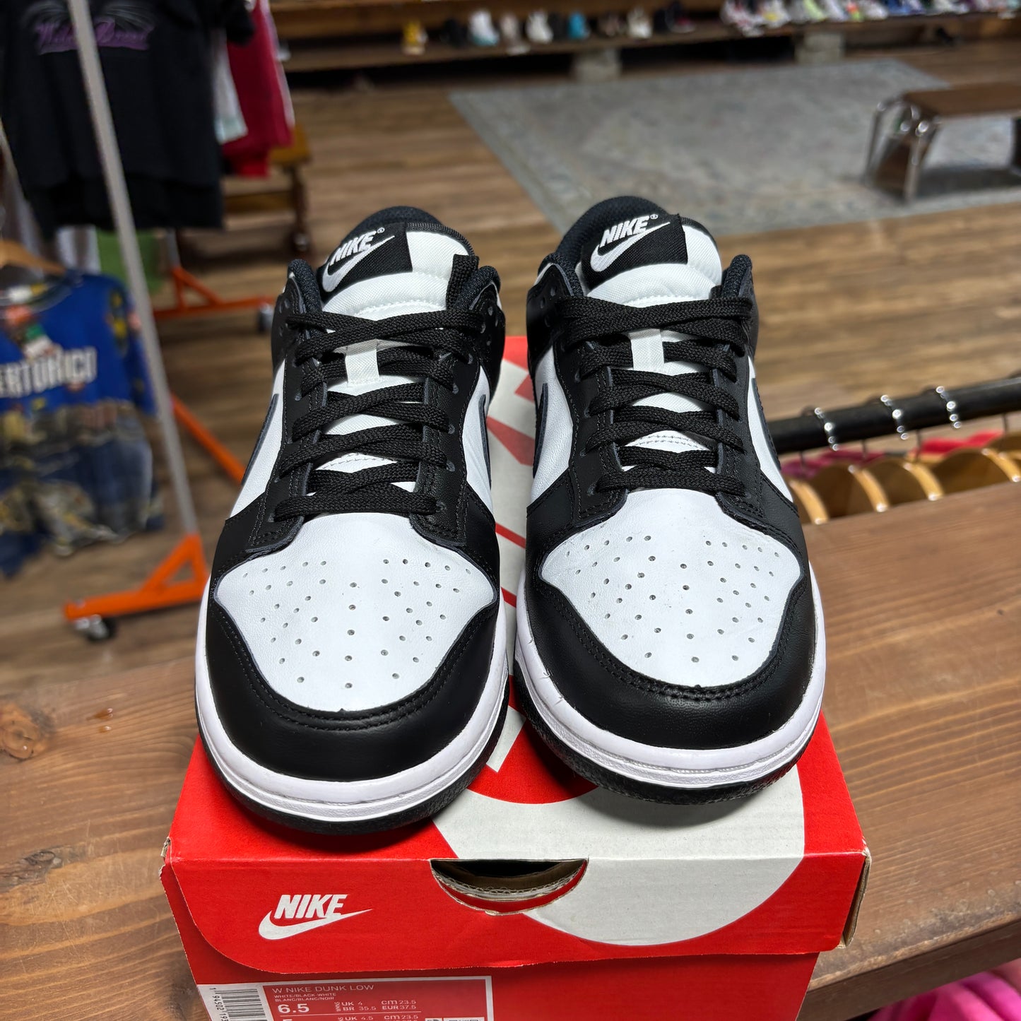 Nike Dunk Low 'Panda' Size 6.5W/5Y