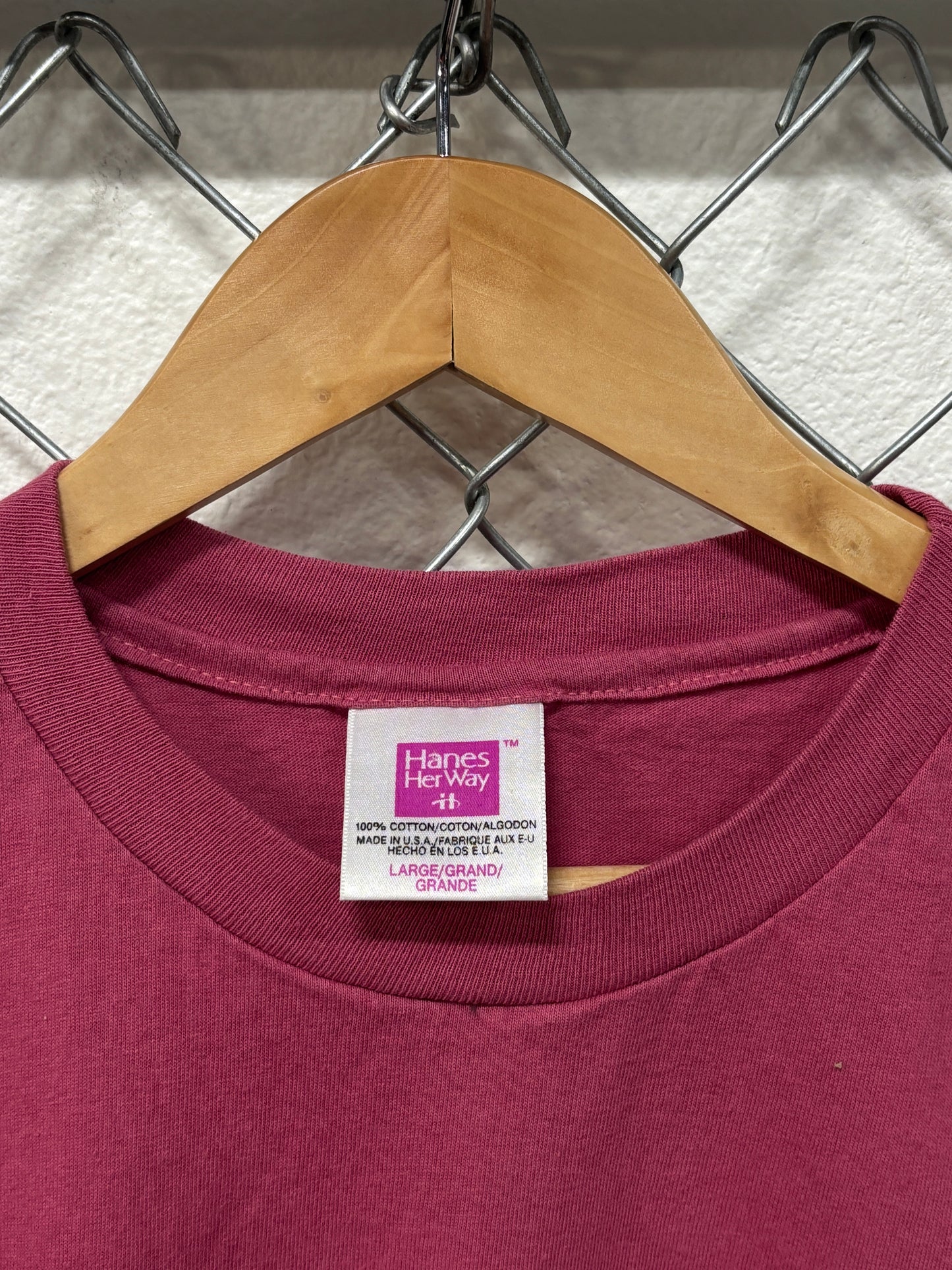 Vintage 90's Hanes Women's Her Way Pink Blank Tee Size Large