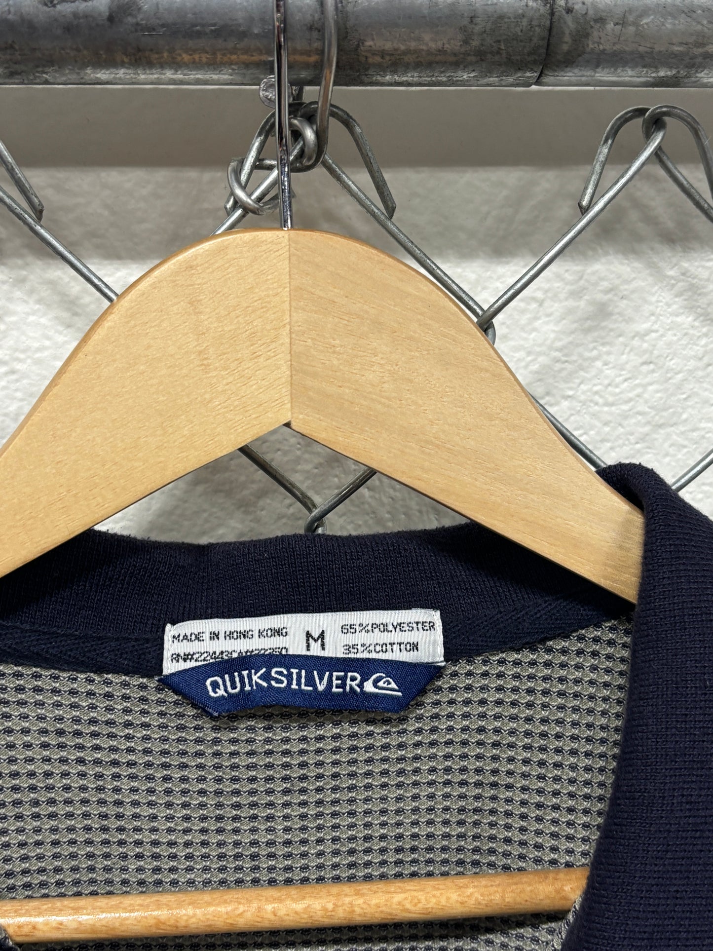Vintage Y2K Quiksilver Classic Logo Grey Polo Shirt Size Medium