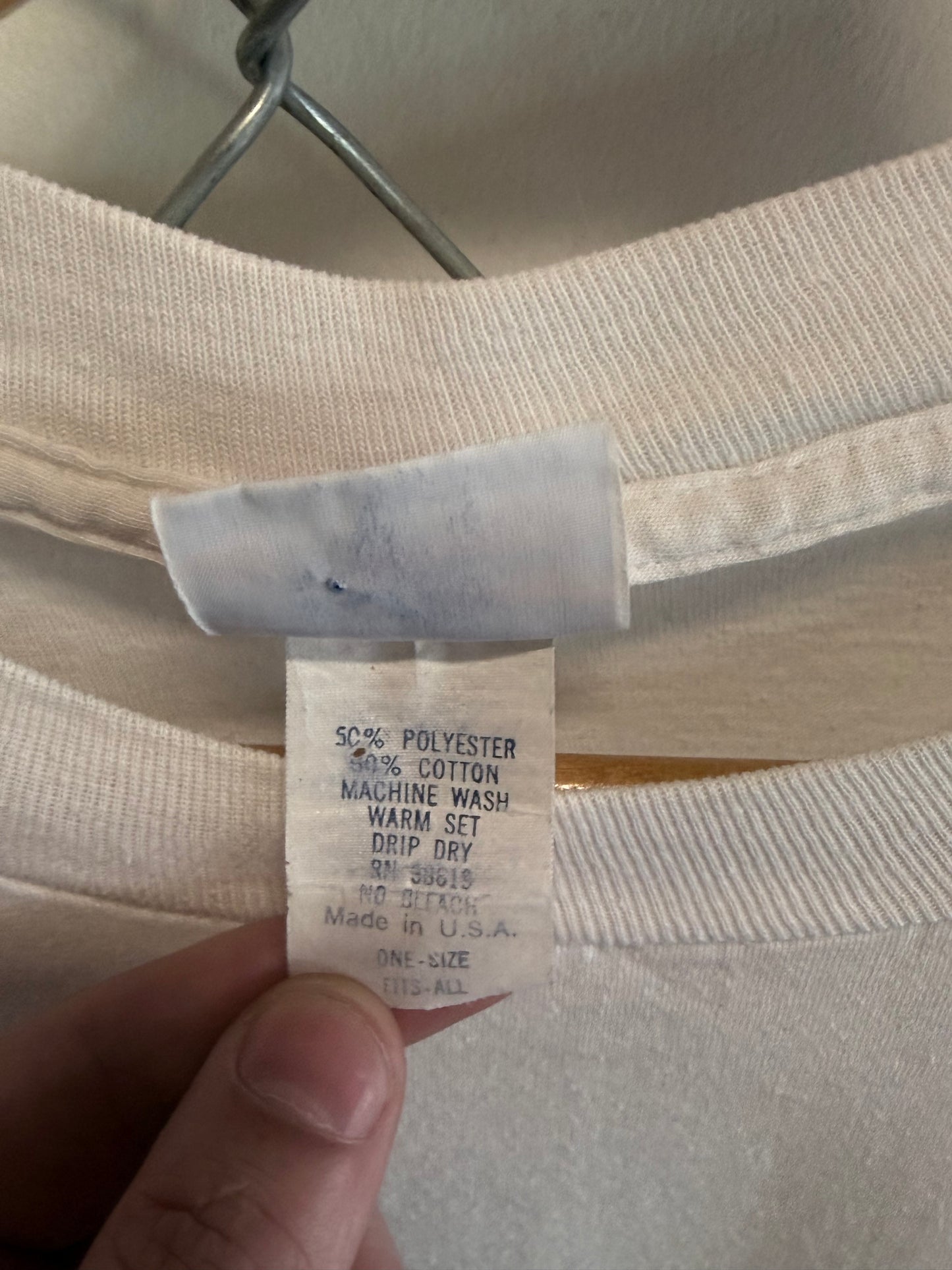 Vintage 90's Reebok Spellout White Graphic Tee Size Large