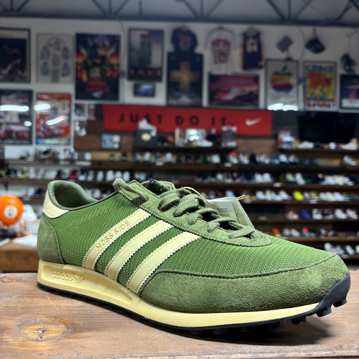 Adidas Moss Side 'Dust Green' Size 12.5 (DS)