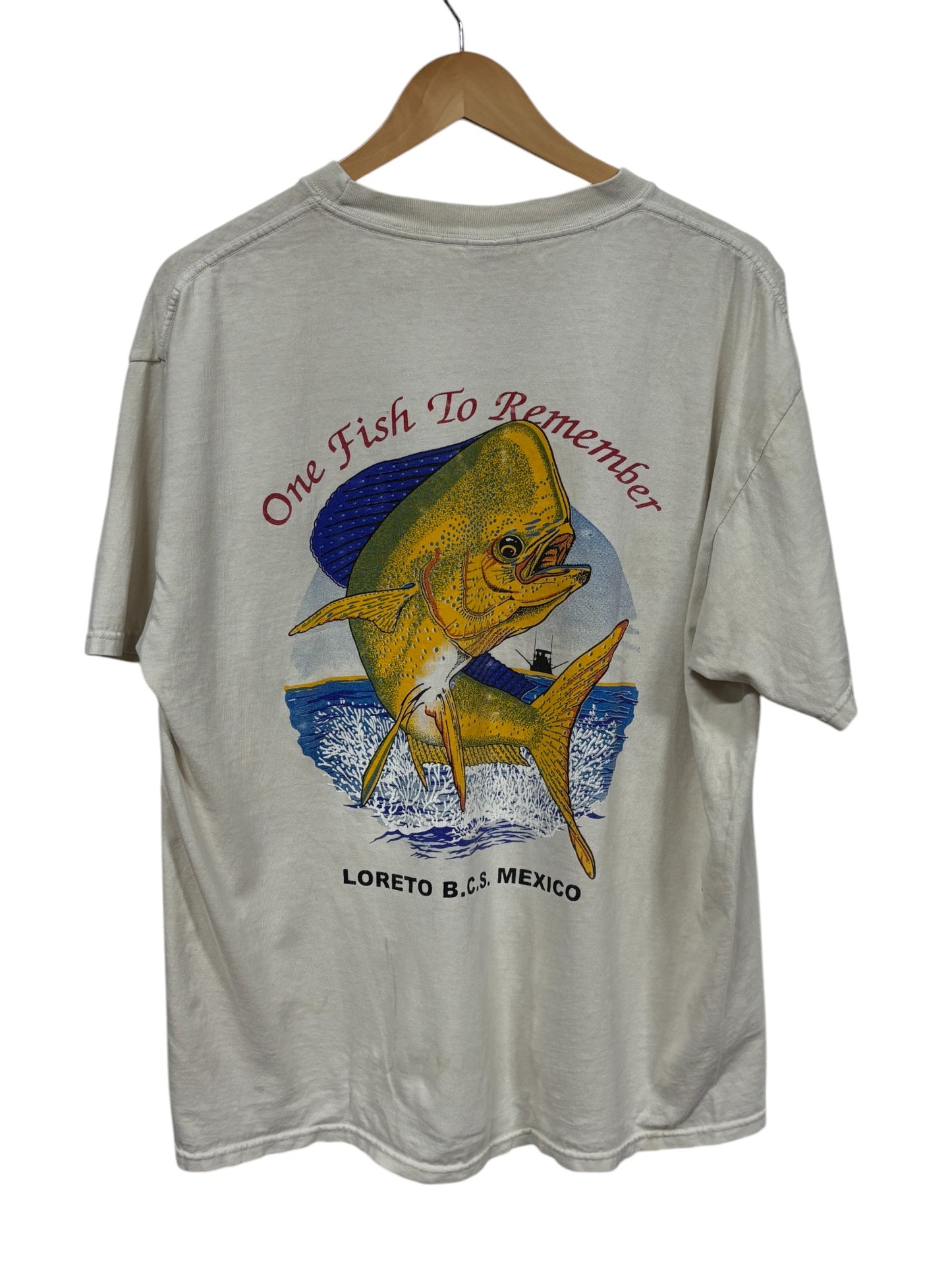 Vintage Mexico One Fish to Remember Fishing Graphic Tee Size XL