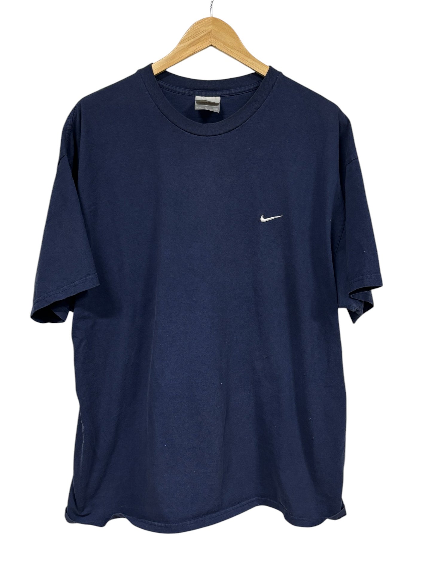 Vintage 00's Nike Small Swoosh Chest Logo Tee Size XXL