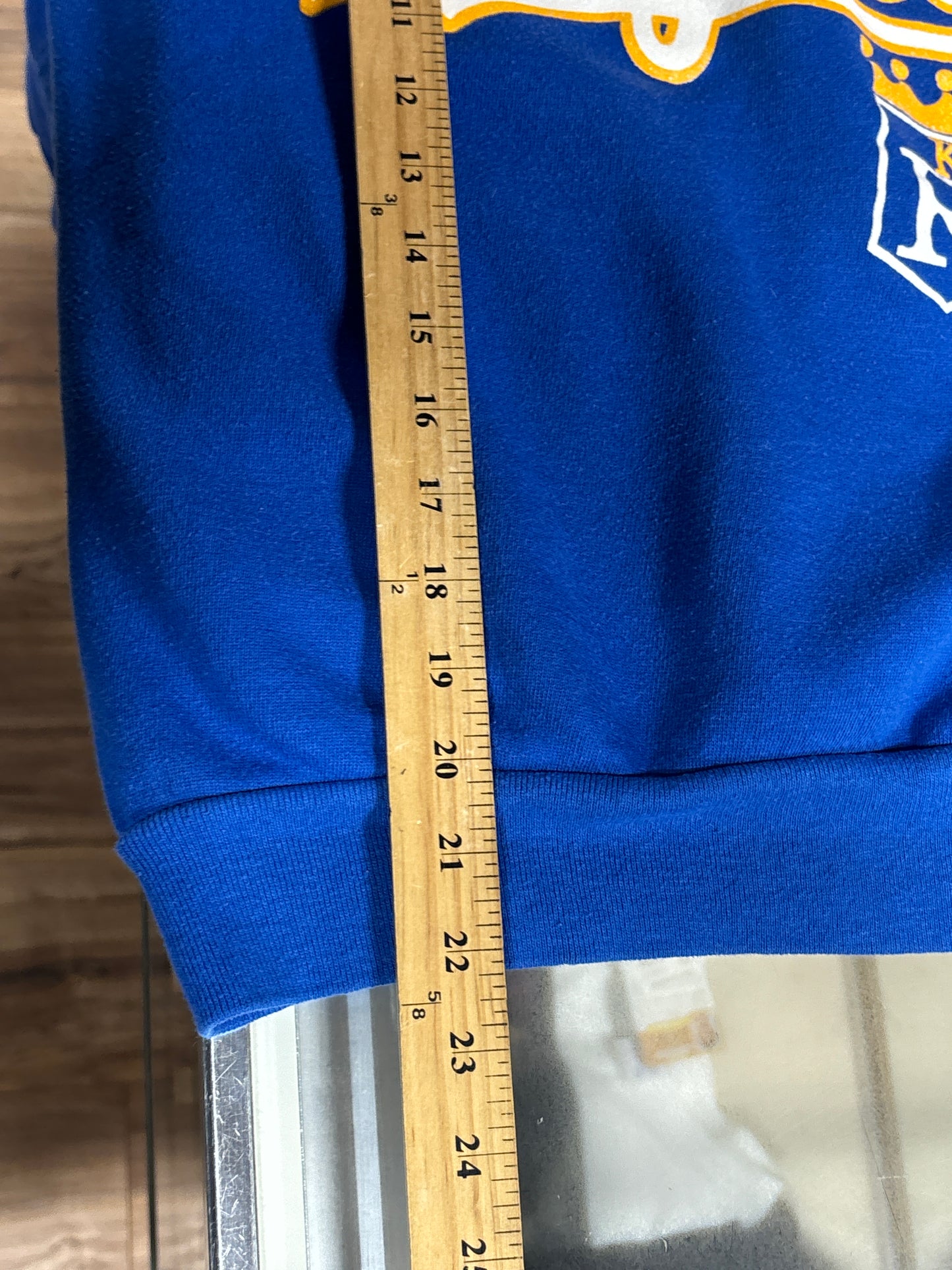 Vintage 90's Kansas City Royals Baseball Logo Sweater Size Medium