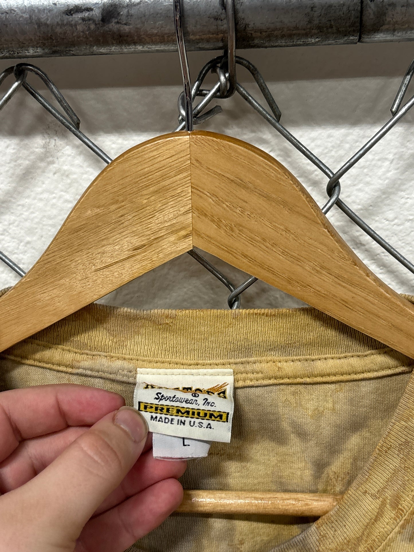 Vintage 90's Native American Nature Graphic Tee Size Large