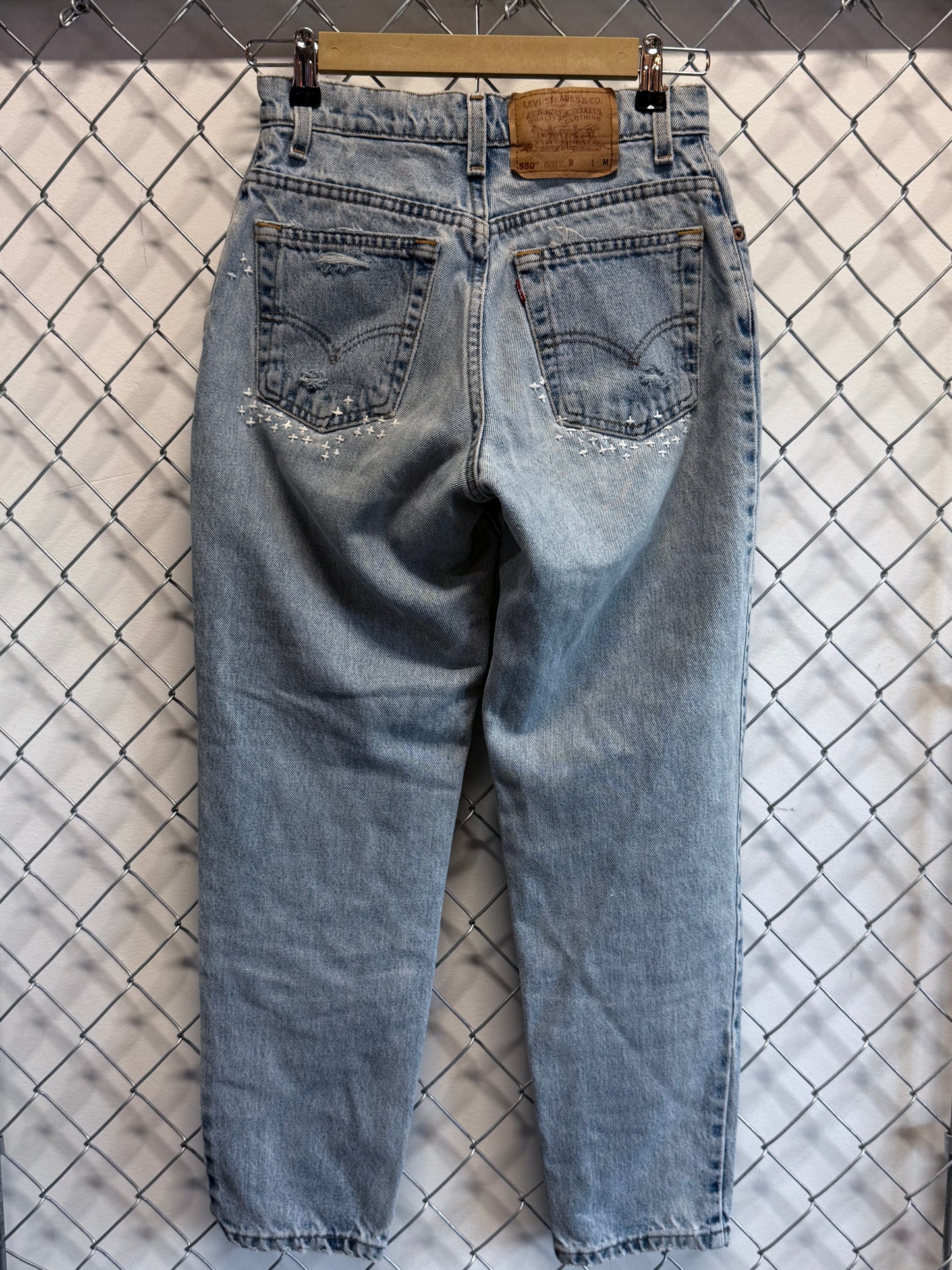 Vintage 90's Levi's 550 Women's Relaxed Fit Denim Jeans Size 26x27