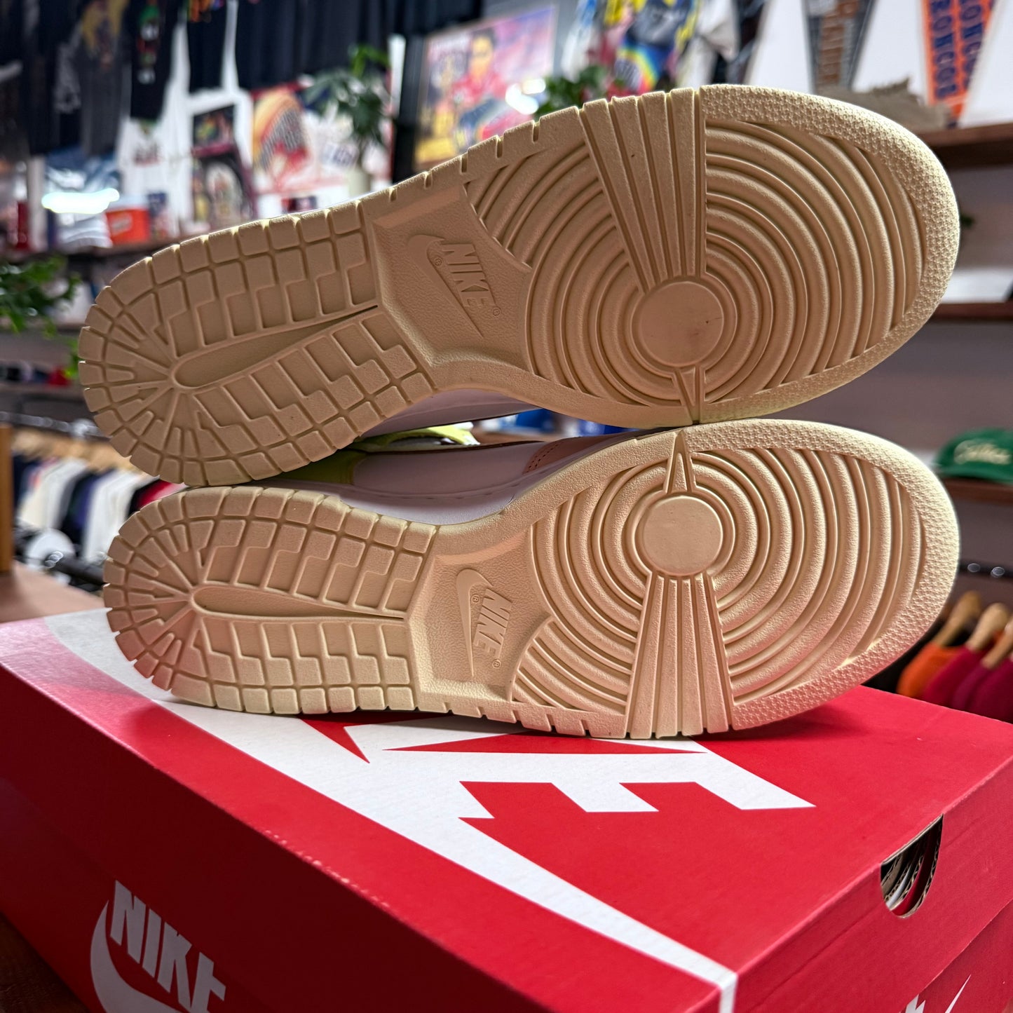 Nike Dunk High 'Cashmere' Size 10.5W/9M