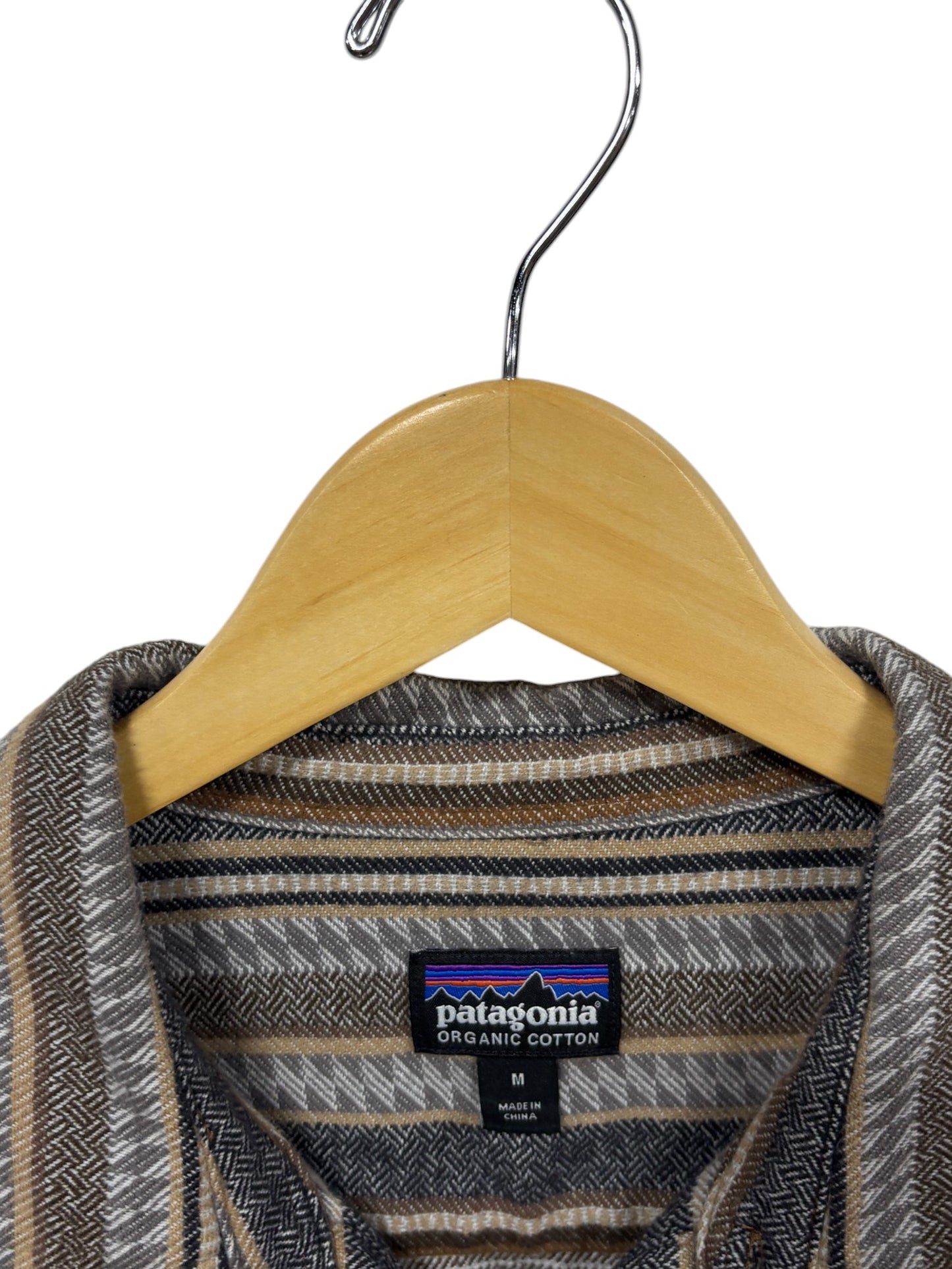 Patagonia Fjord Organic Cotton Heavy Flannel Button Up Shirt Size Medium