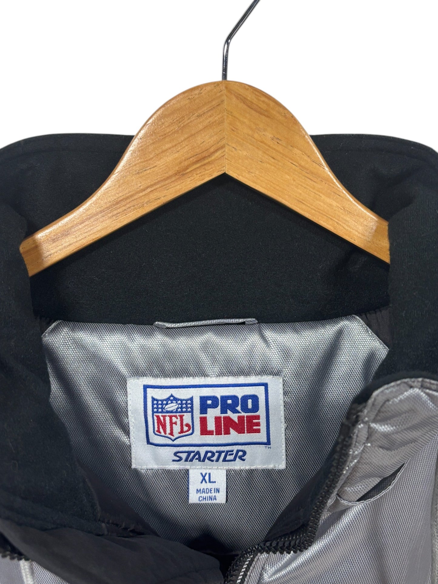 Vintage Starter Pro Line Oakland Raiders Big Puffer Jacket Size XL