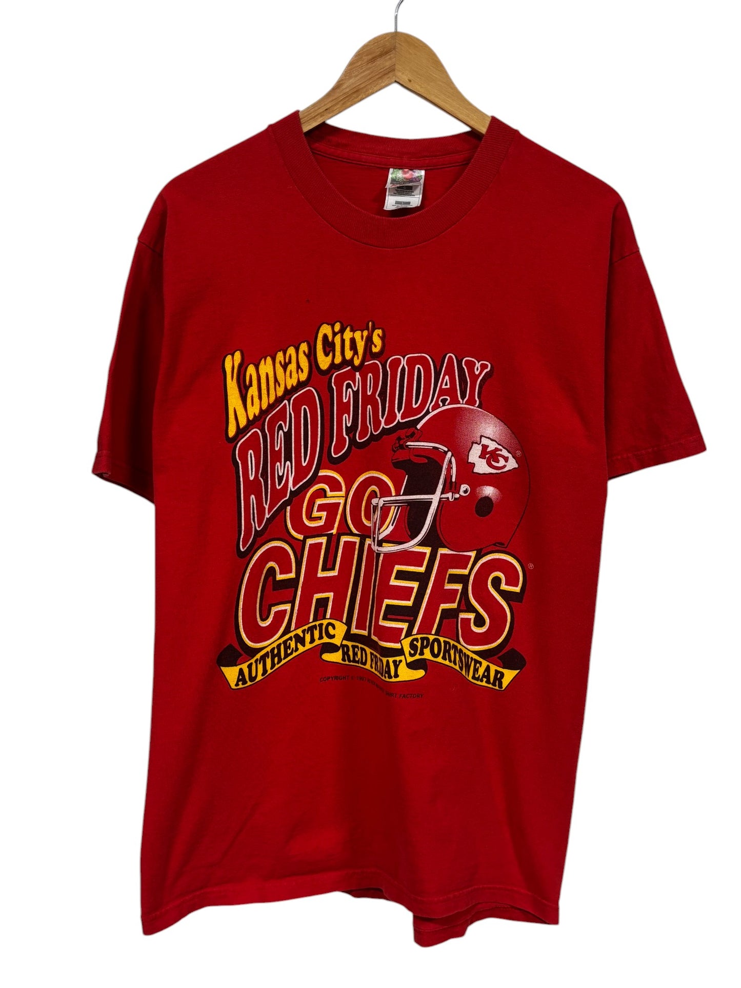 Vintage 1997 Kansas City Chiefs Red Friday Graphic Tee Size Large