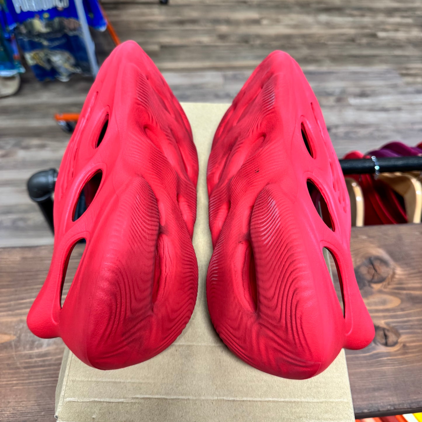 Yeezy Foam RNNR 'Vermillion' Size 11