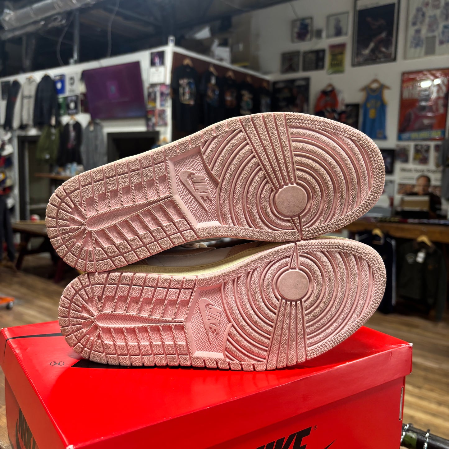 Jordan 1 'Washed Pink' Size 9W/7.5M