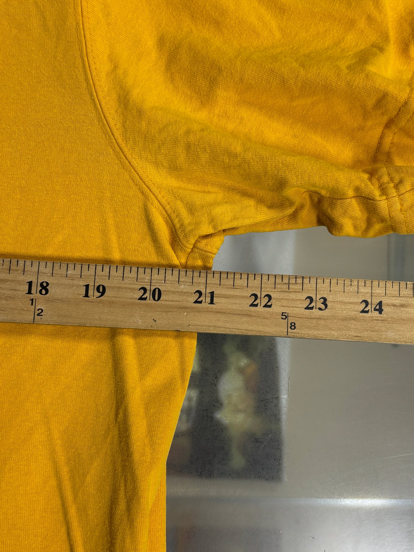 Vintage Y2K Abercrombie and Fitch Yellow Graphic Tee Size Large
