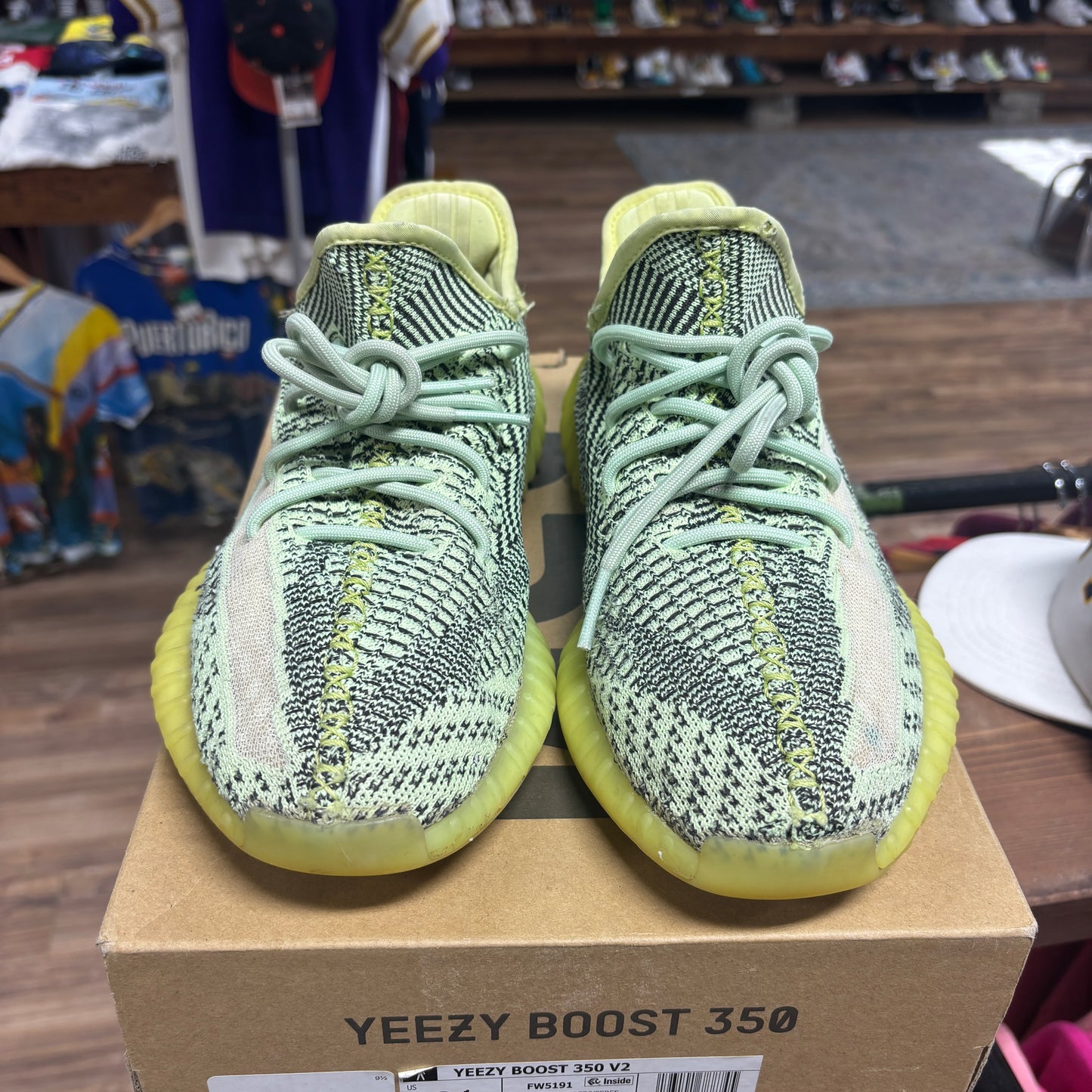 Yeezy 350 v2 'Yeezreal' Size 9.5