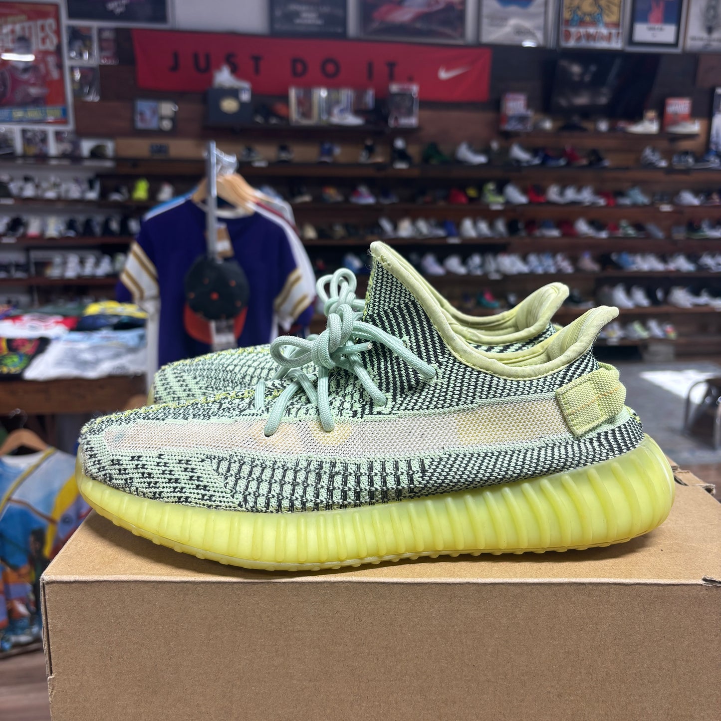 Yeezy 350 v2 'Yeezreal' Size 9.5