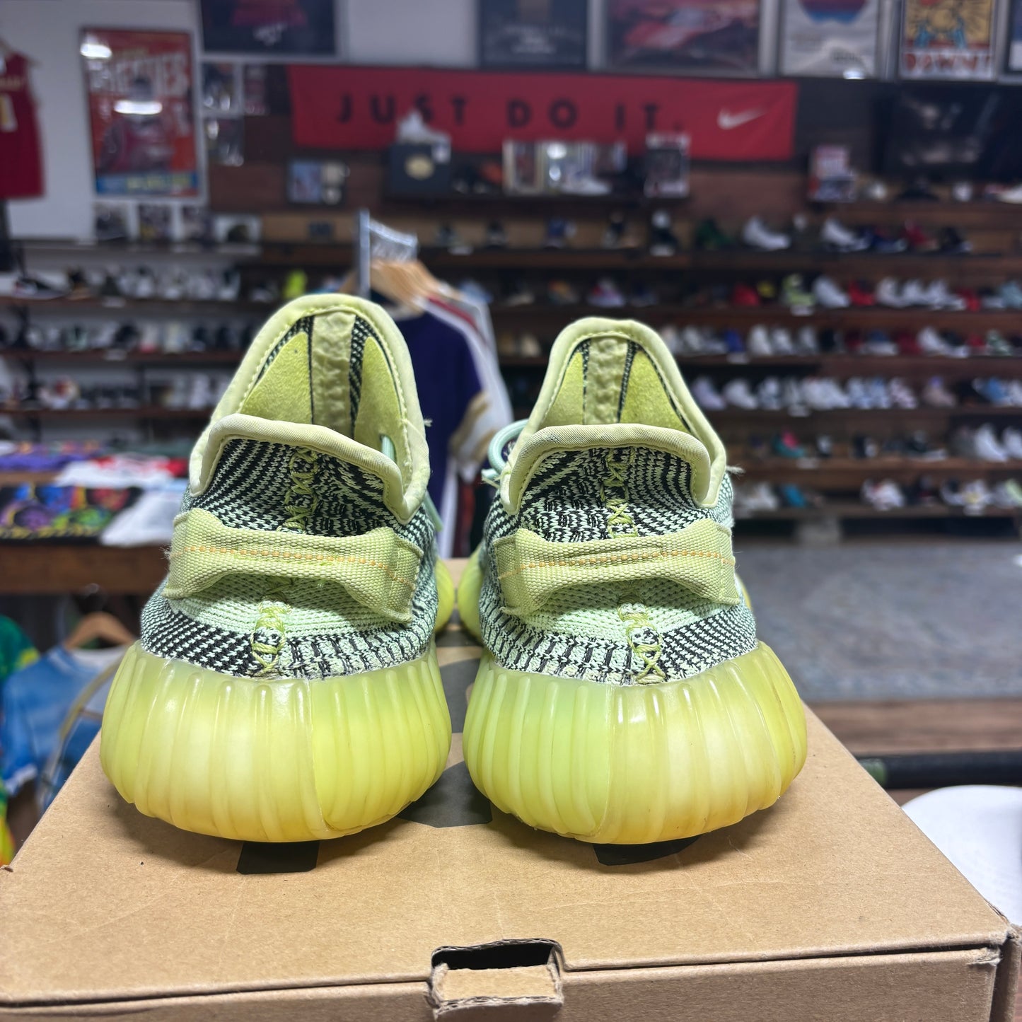 Yeezy 350 v2 'Yeezreal' Size 9.5