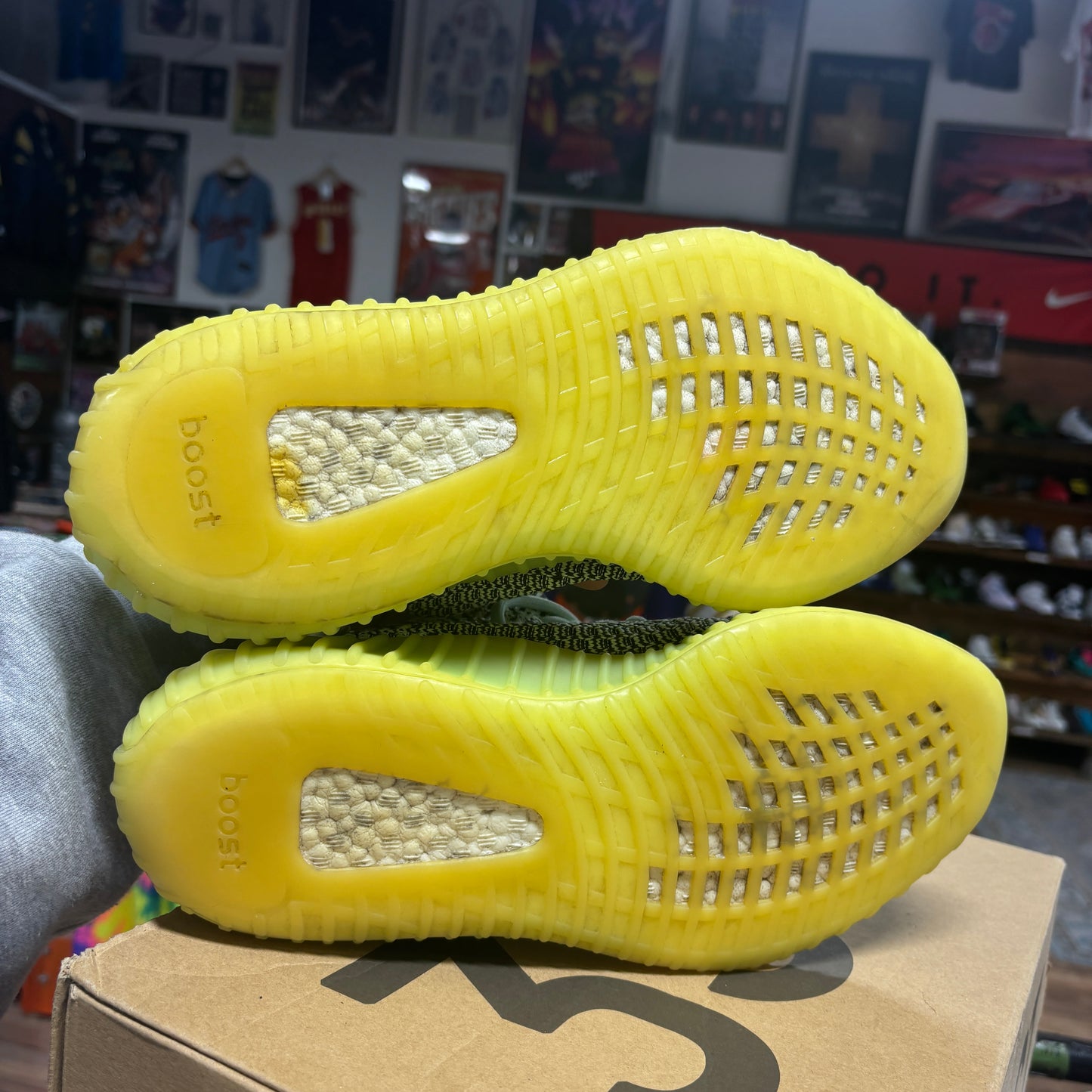 Yeezy 350 v2 'Yeezreal' Size 9.5
